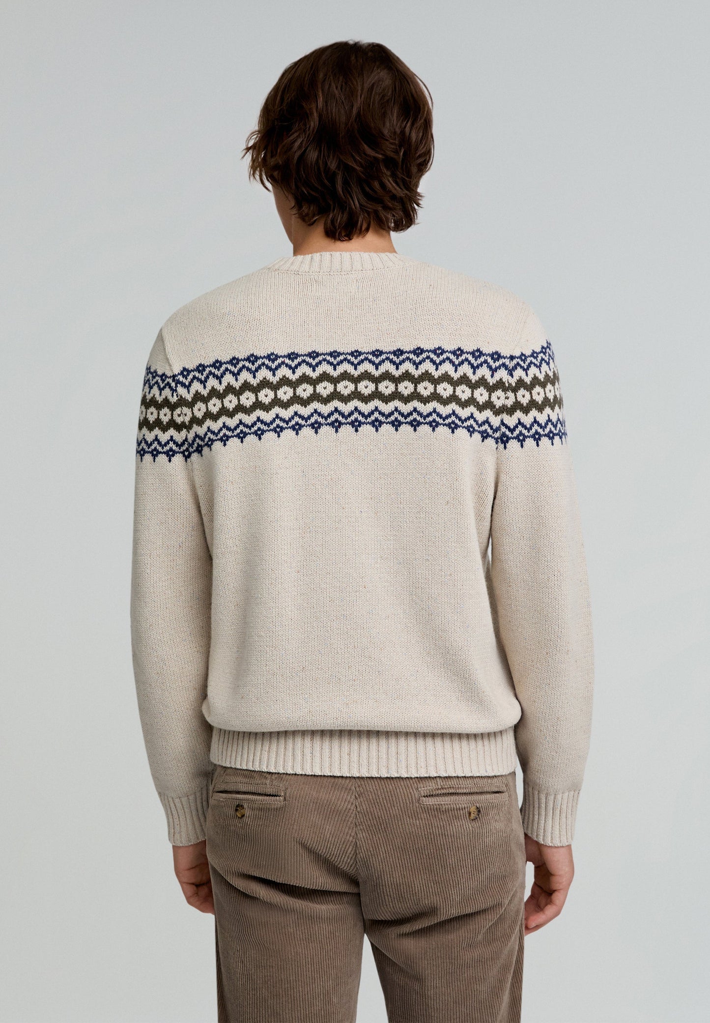 SWEATER WITH WINTER MOTIFS