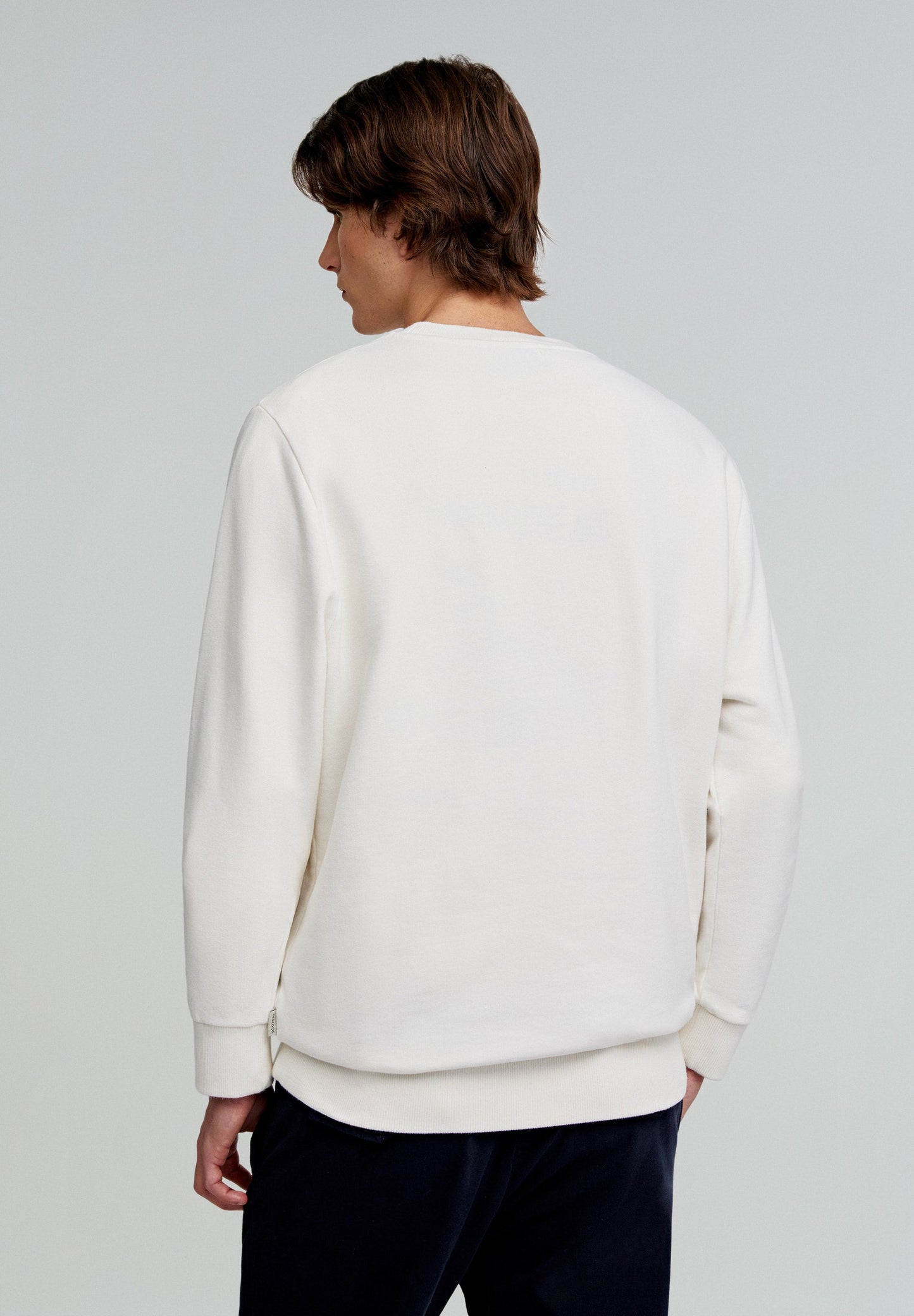 CREW POCKET SWEATER