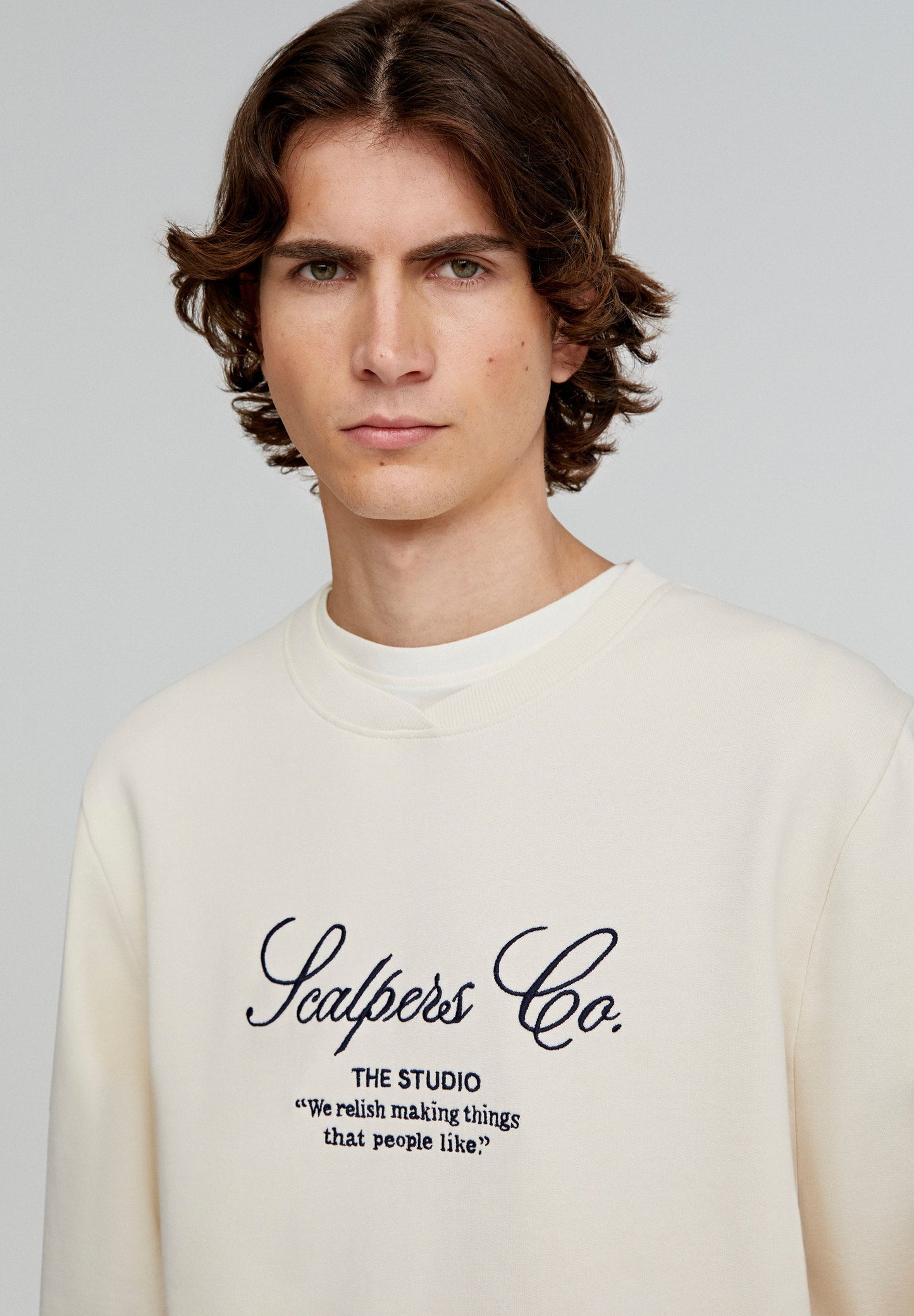 SWEATSHIRT WITH FRONT LOGO