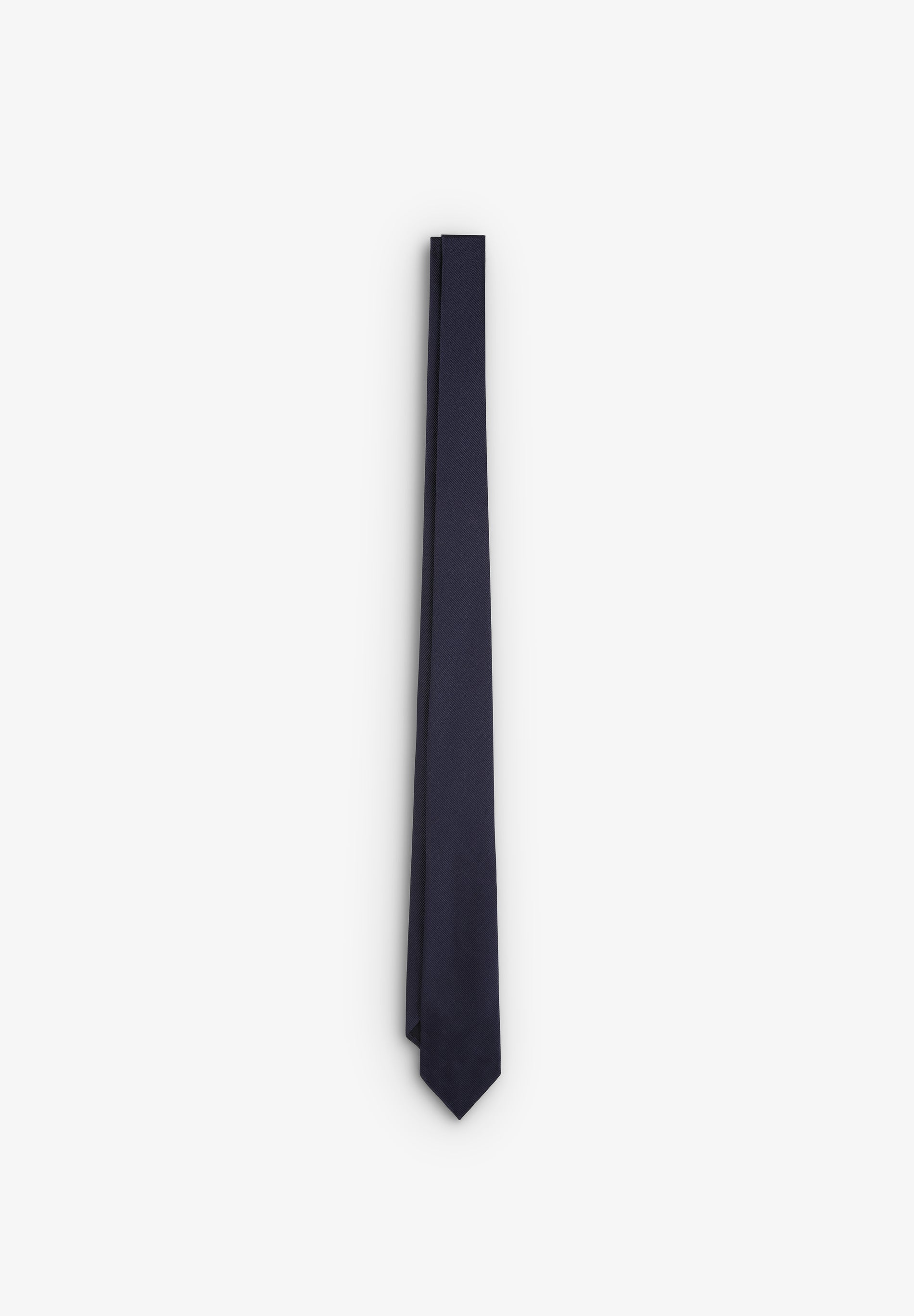 PLAIN TIE