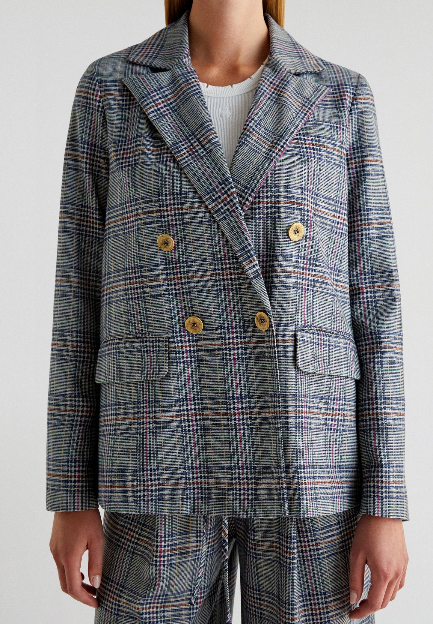 DOUBLE-BREASTED CHECK BLAZER