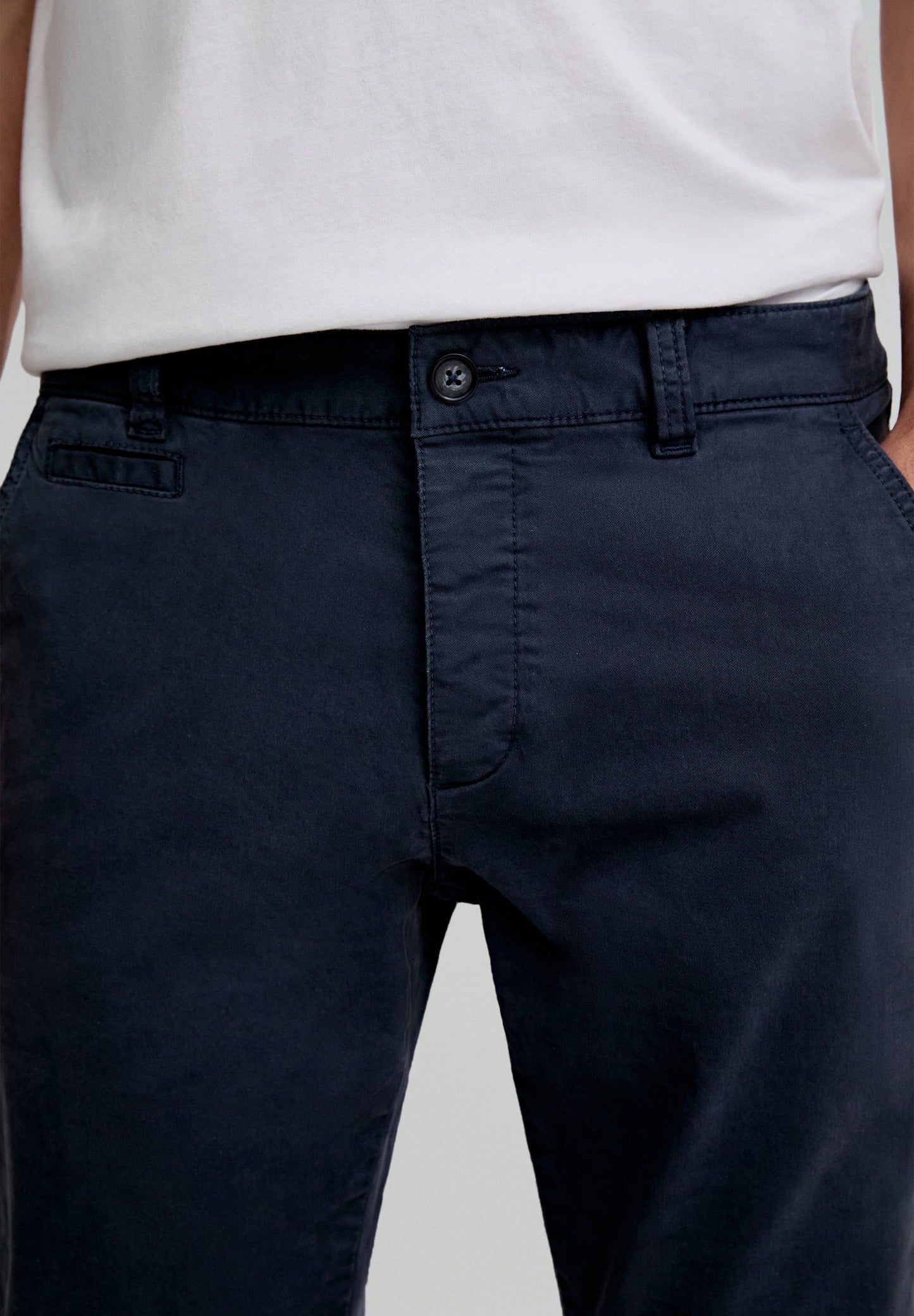 CASUAL CHINO TROUSERS