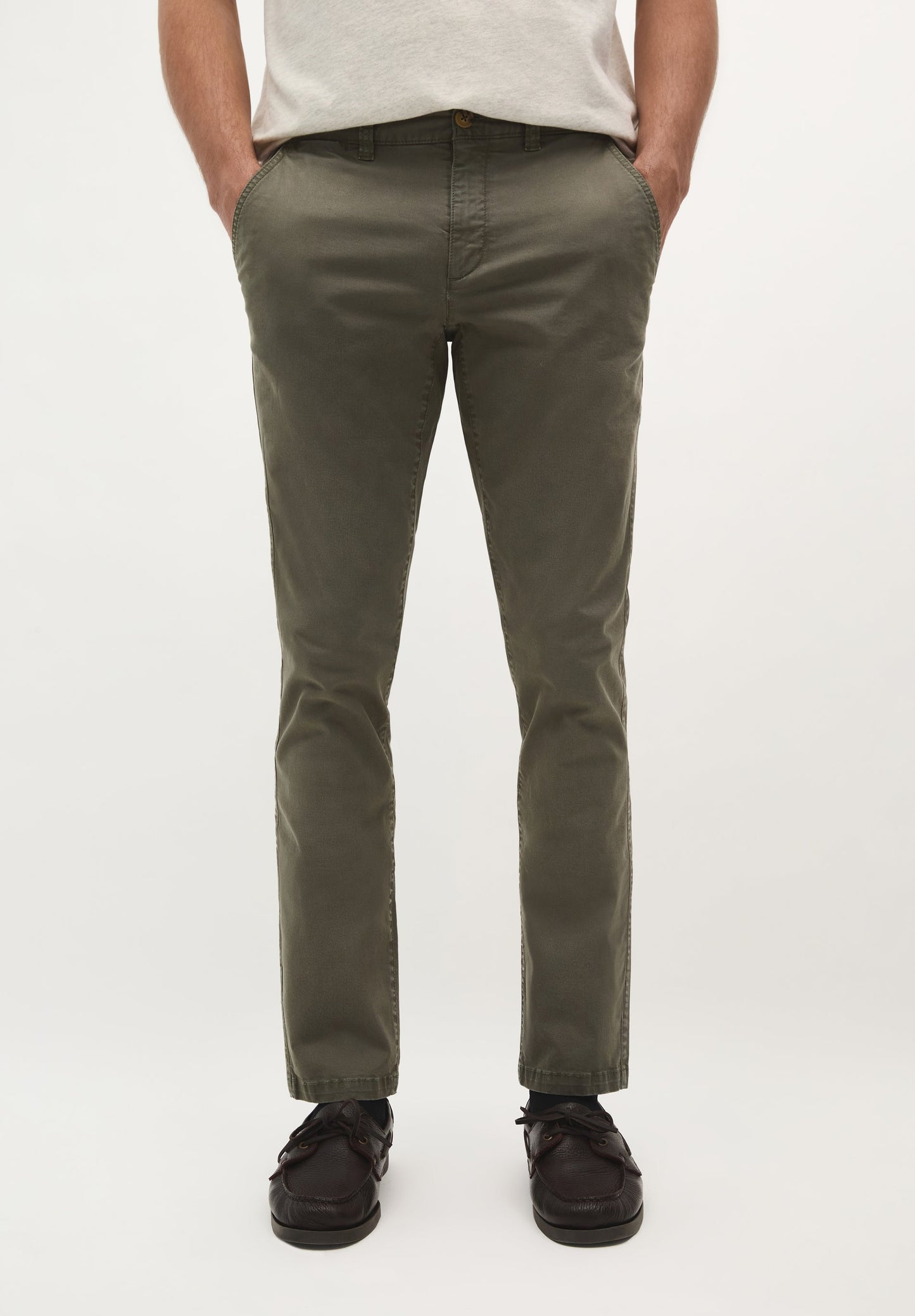 CASUAL CHINO TROUSERS