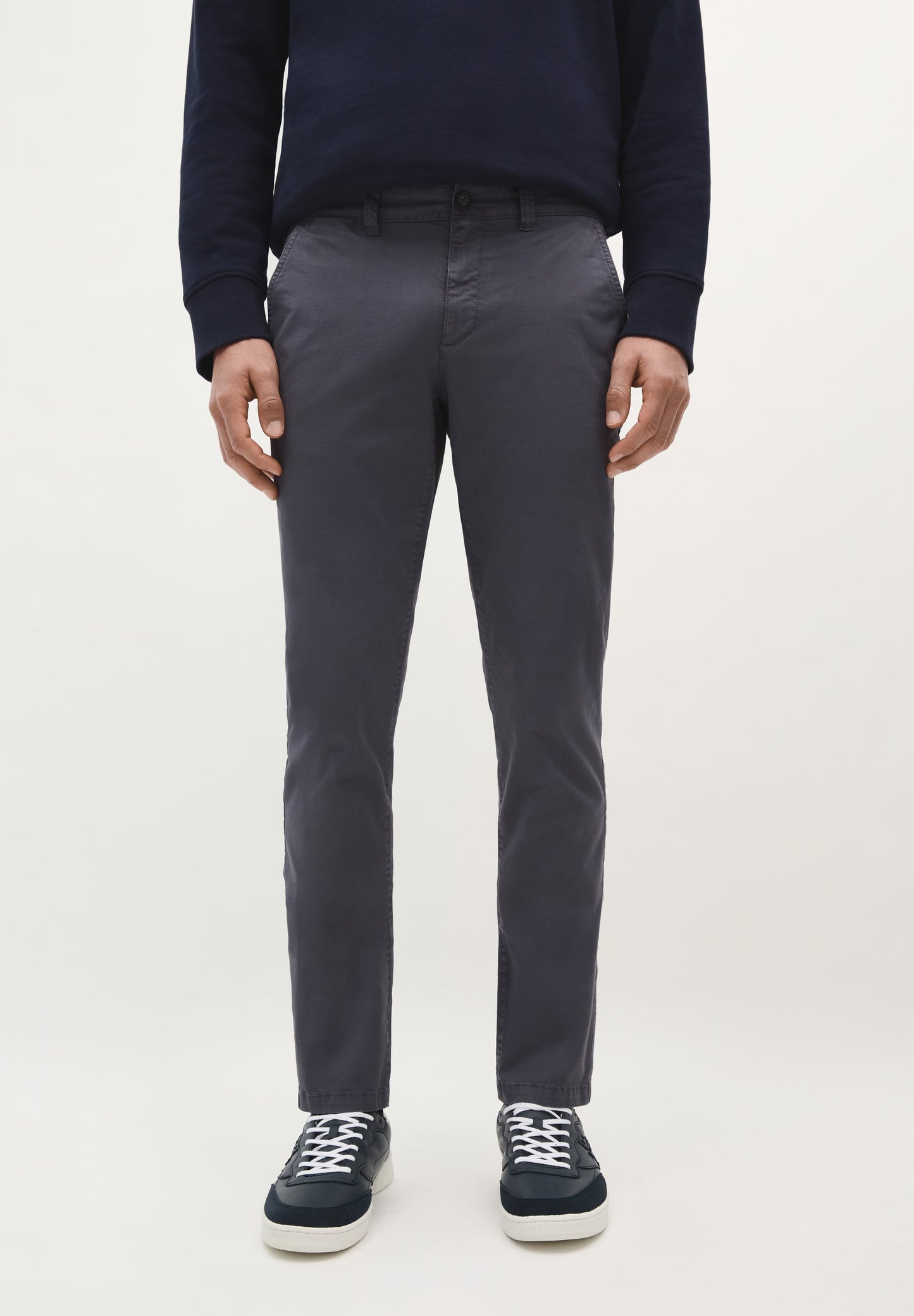 CASUAL CHINO TROUSERS