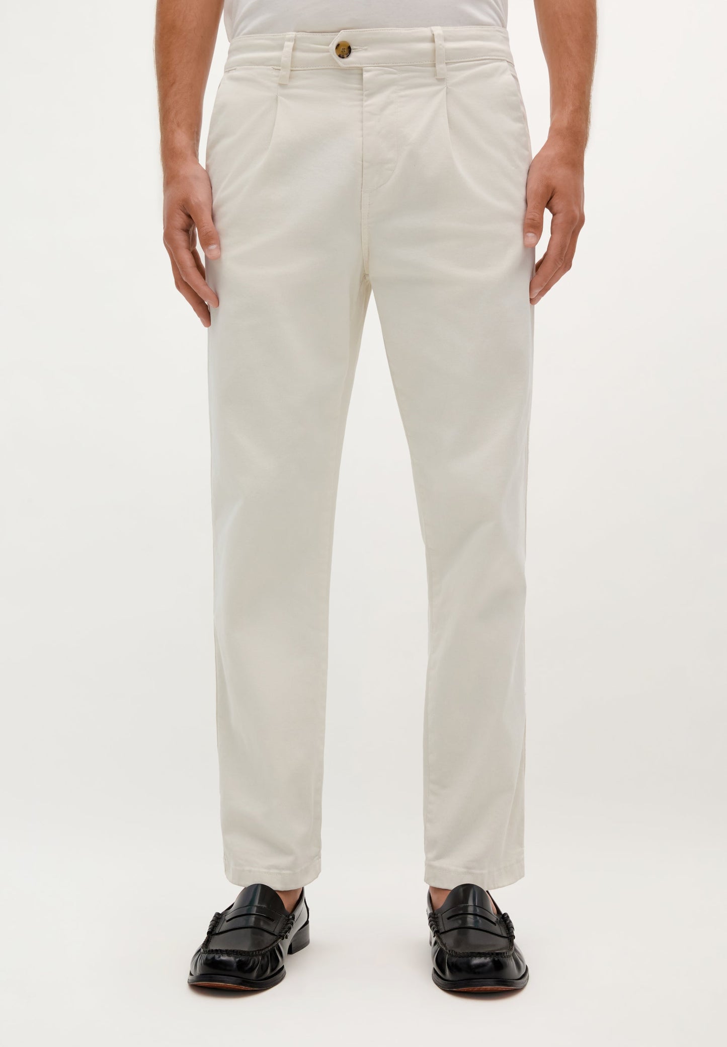 RELAXED CHINO TROUSERS WITH DARTS