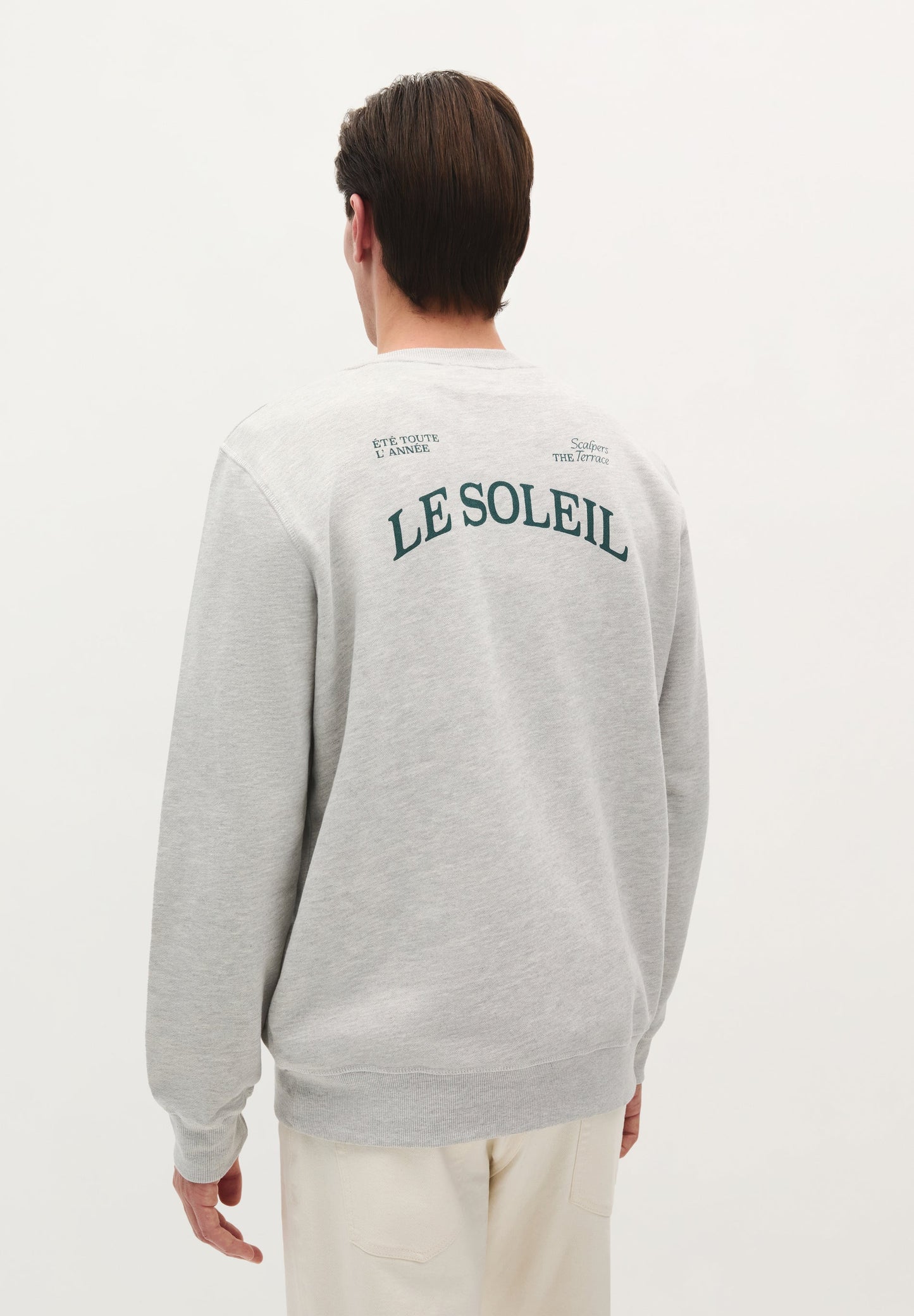 SWEATSHIRT WITH CHEST EMBROIDERY