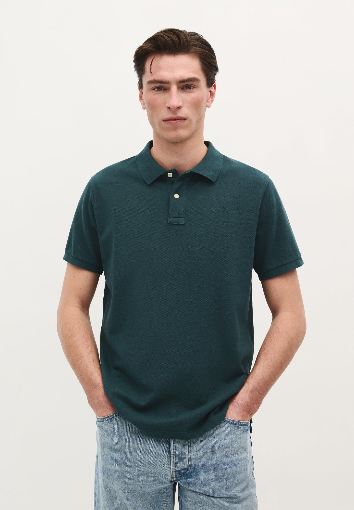 BASIC POLO SHIRT WITH SKULL DETAIL