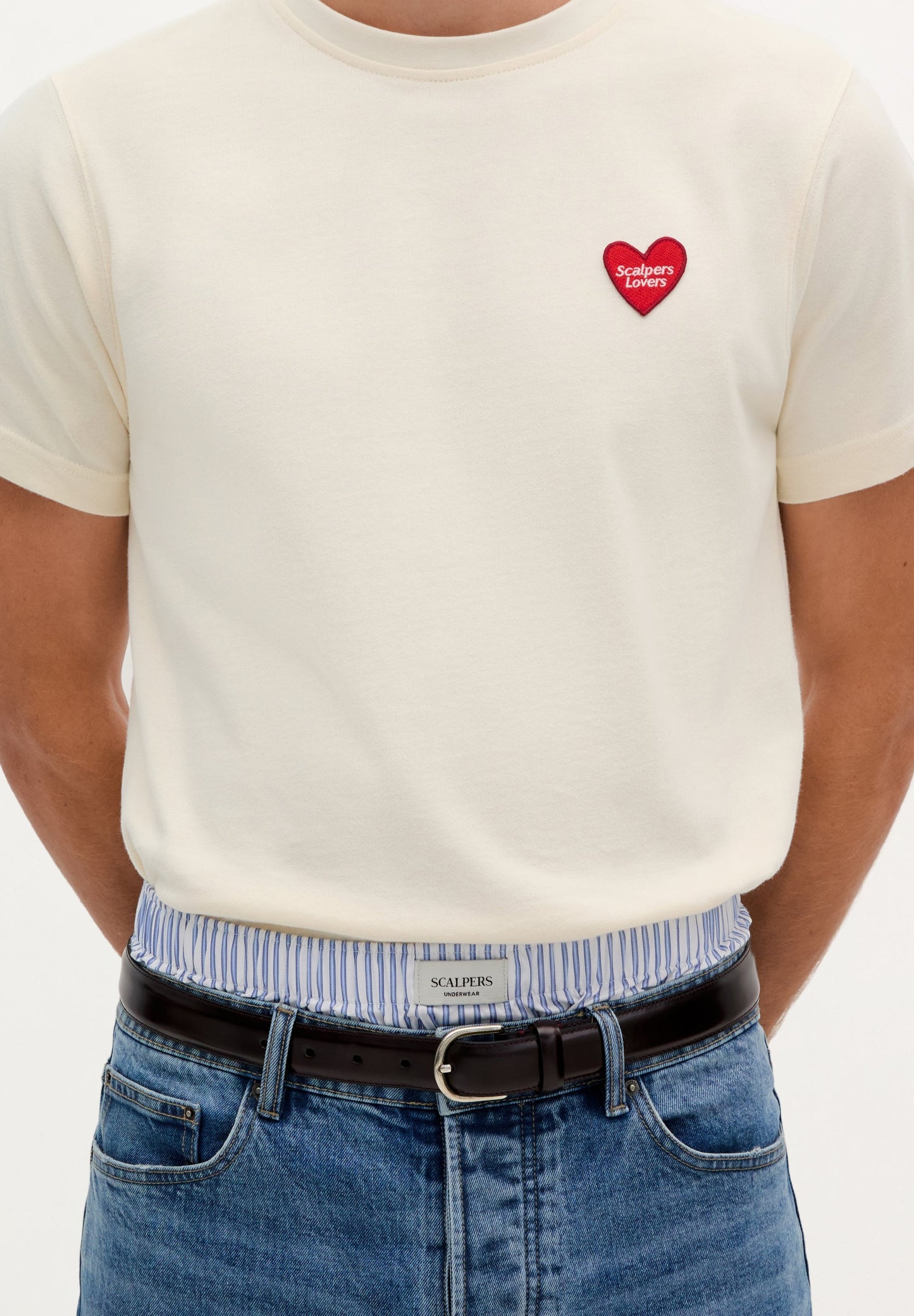 T-SHIRT WITH FRONT LOVE PRINT