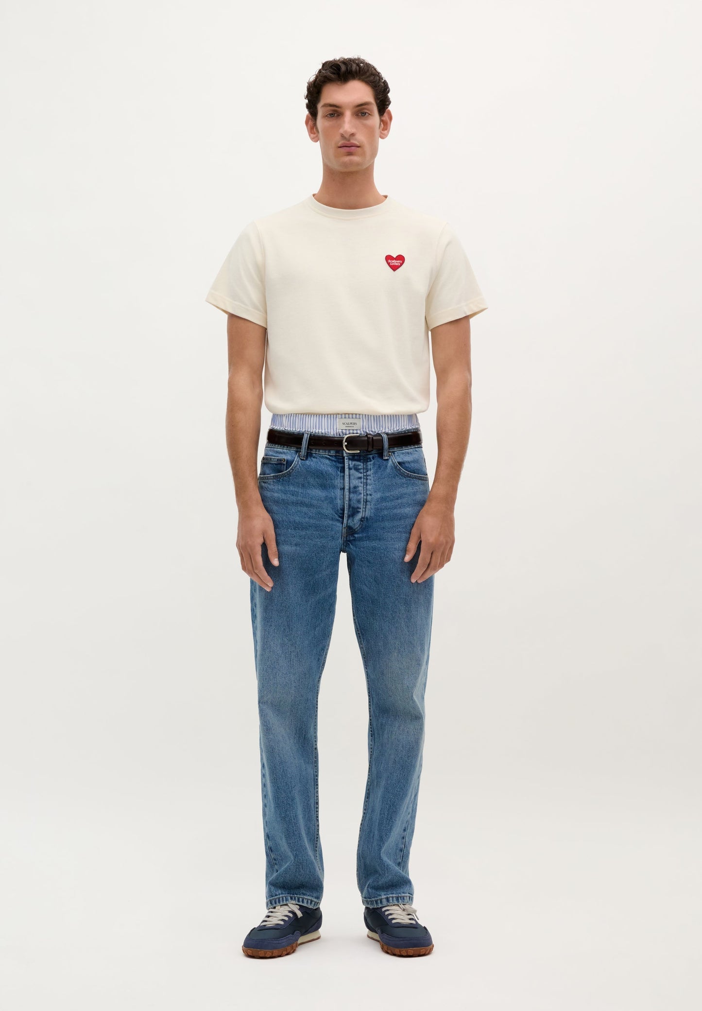 T-SHIRT WITH FRONT LOVE PRINT