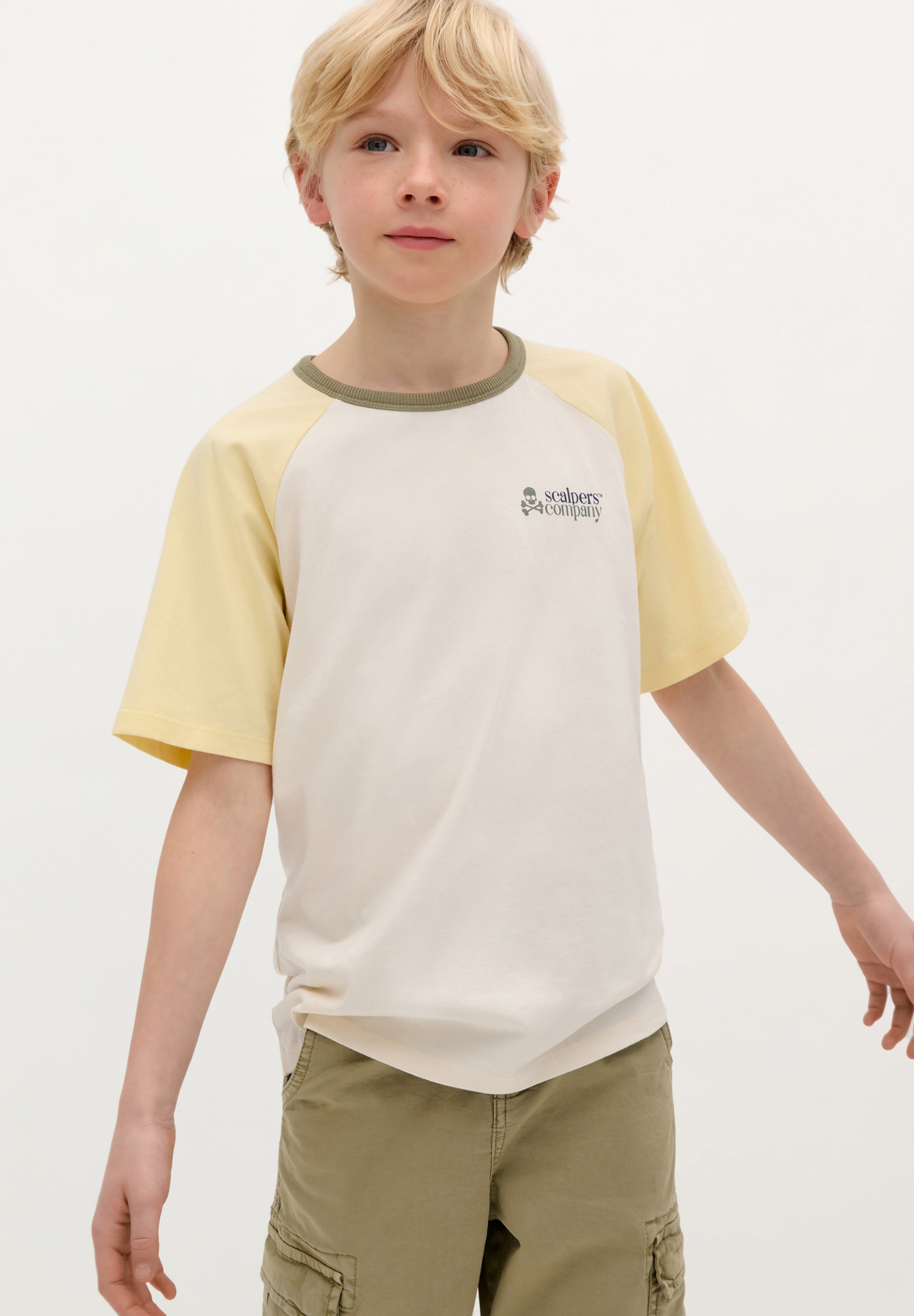 PRINTED T-SHIRT WITH RAGLAN SLEEVES