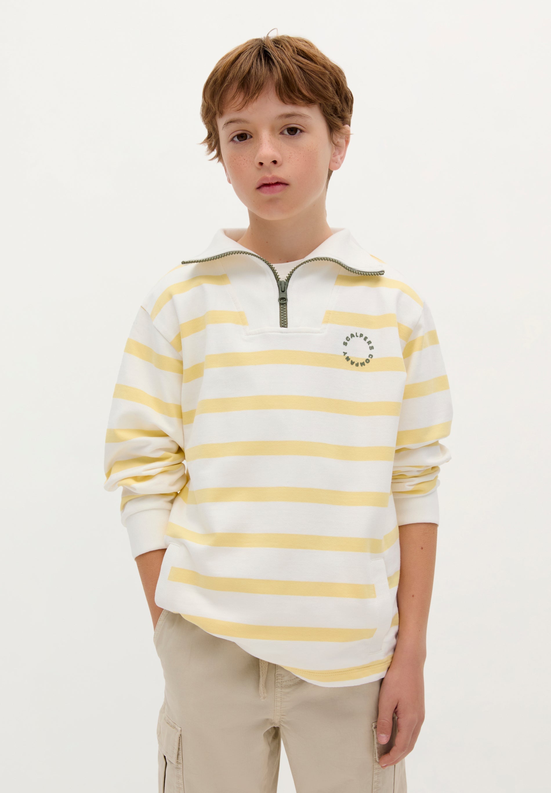 STRIPED PRINT SWEATSHIRT