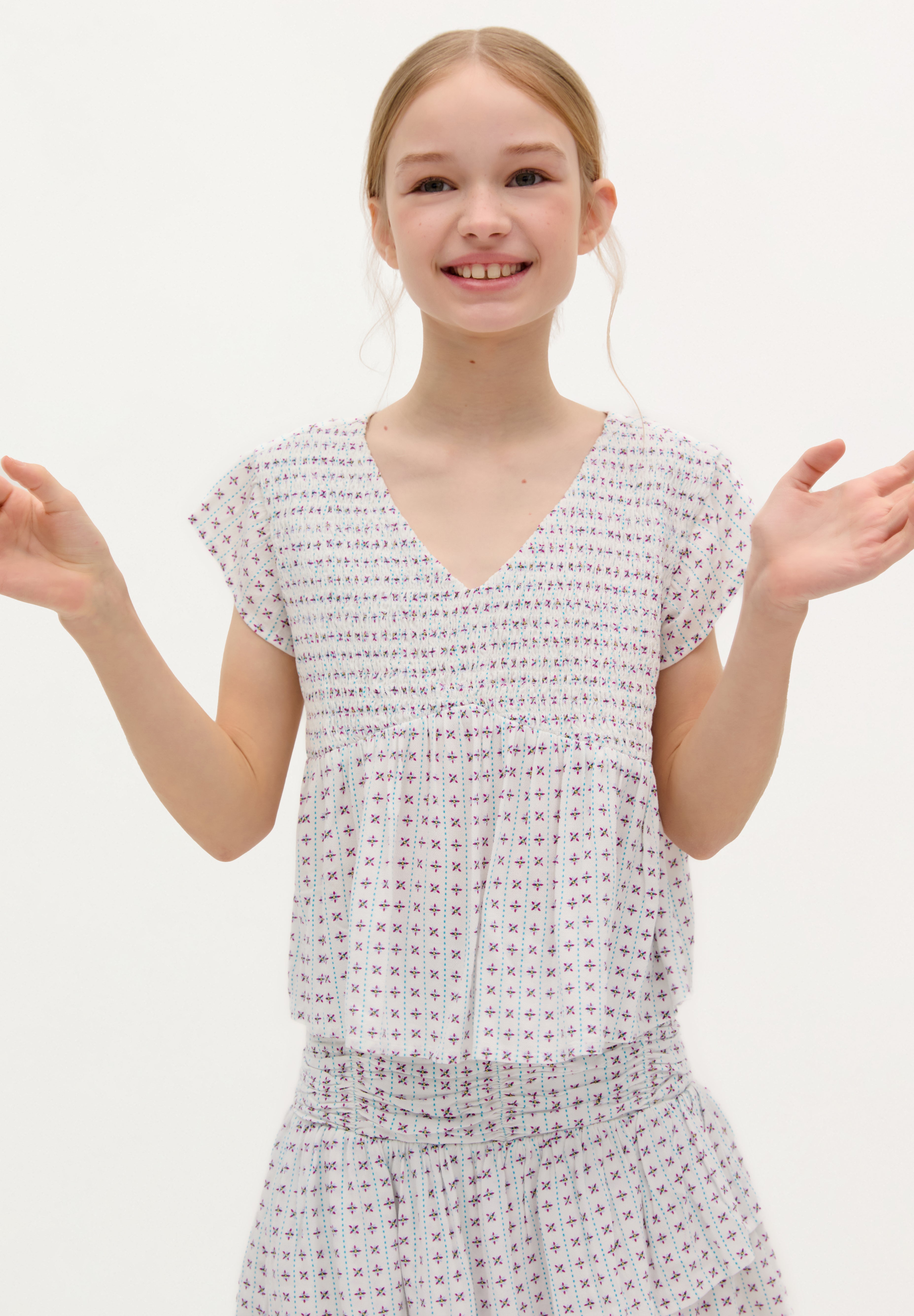 SMOCKED BLOUSE