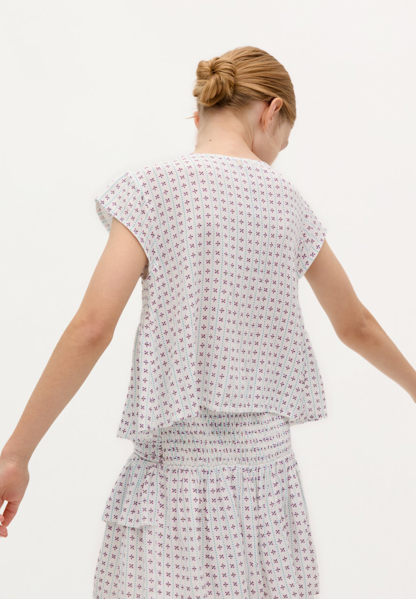 SMOCKED BLOUSE