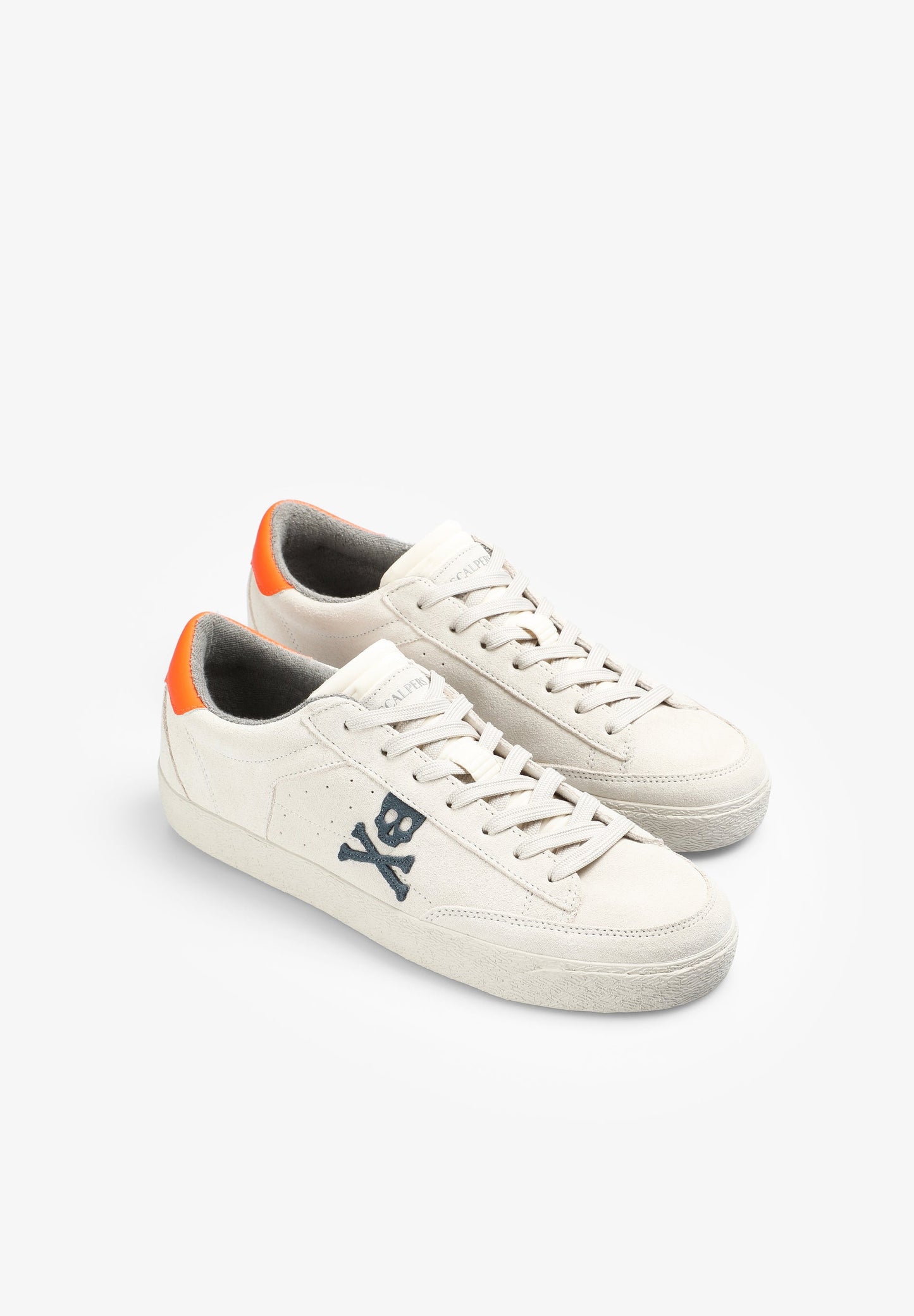 LOW TOP SNEAKERS WITH SIDE SKULL