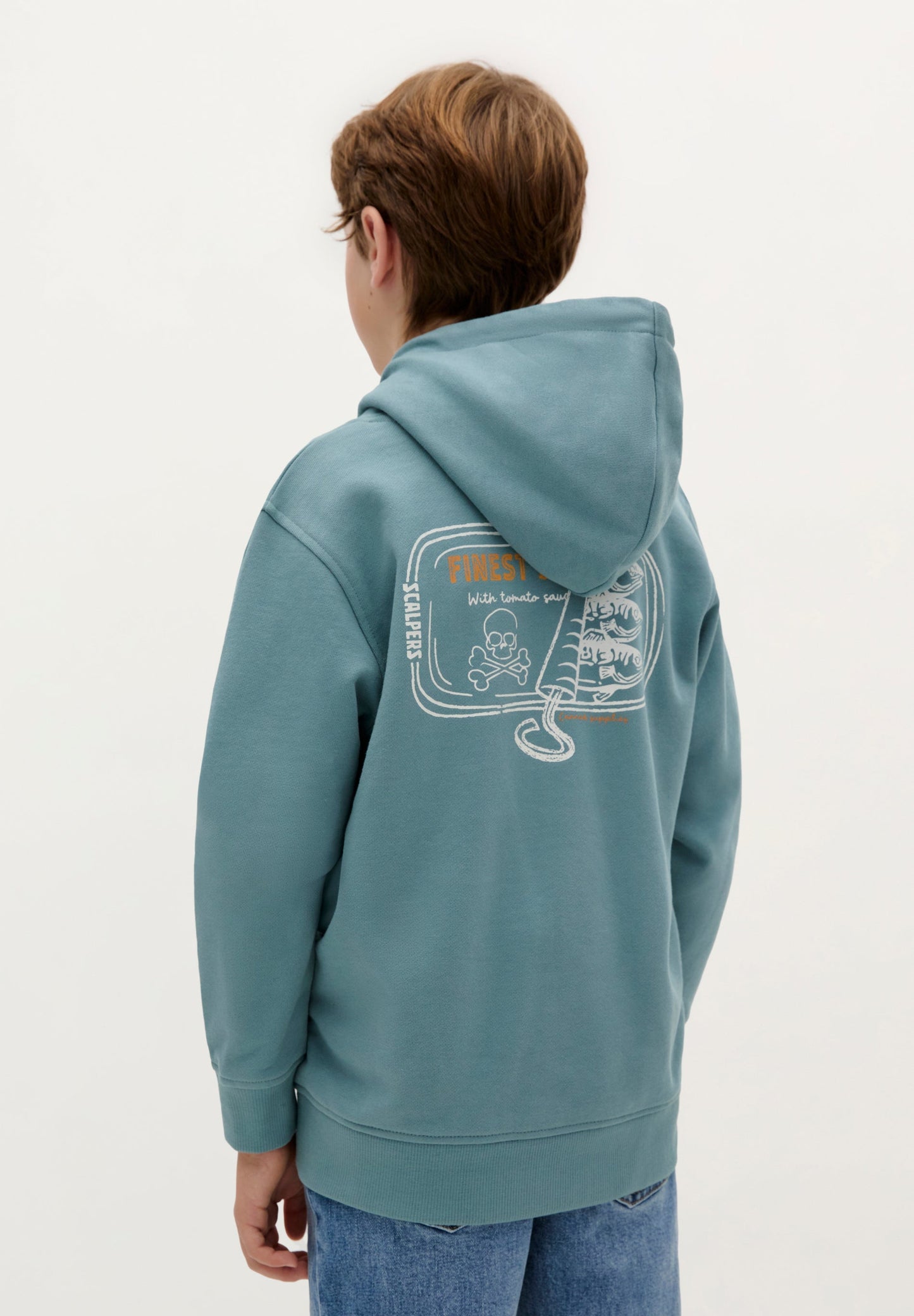 HOODIE WITH POCKET