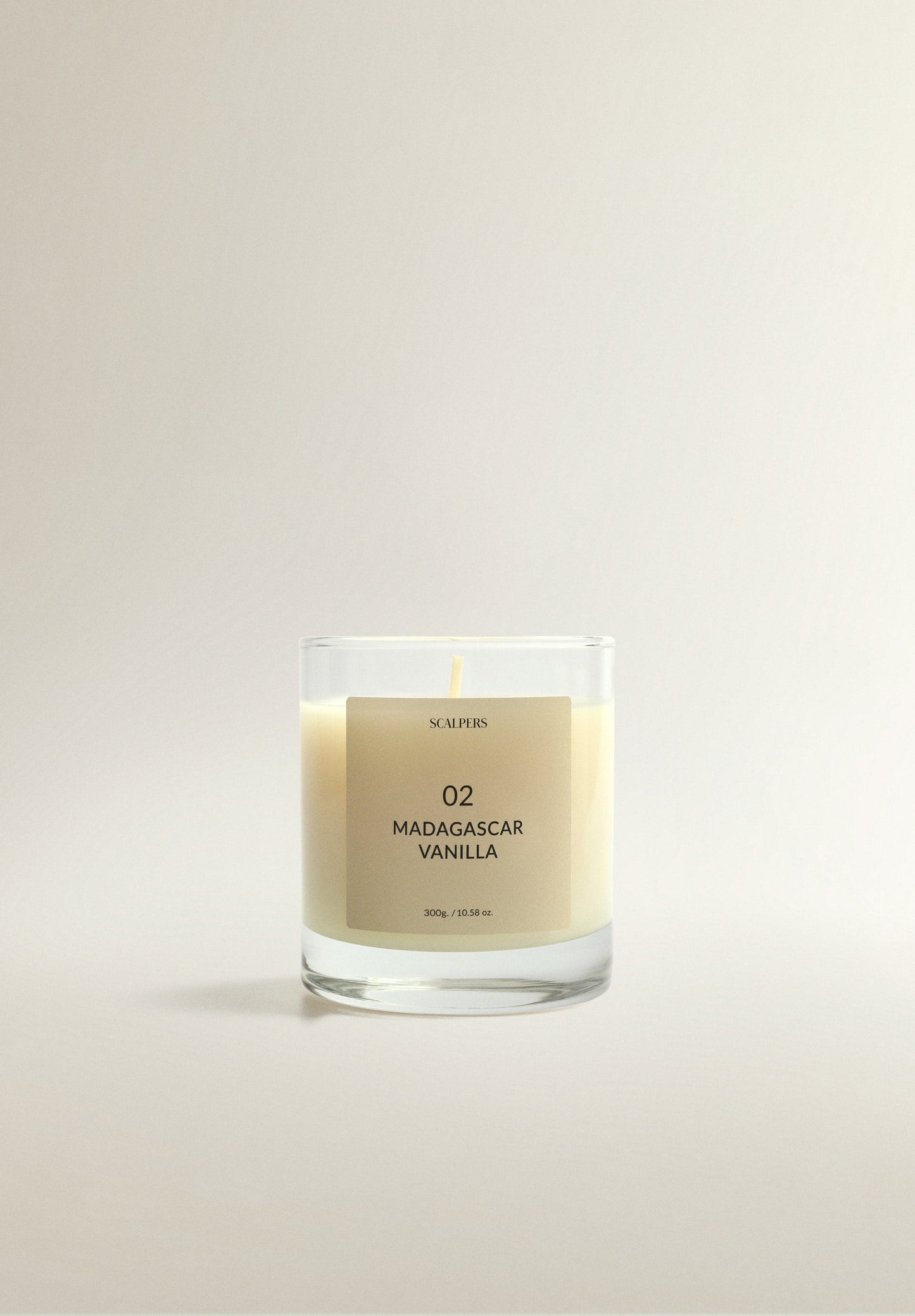 02 MADAGSCAR VANILLA 300G SCENTED CANDLE