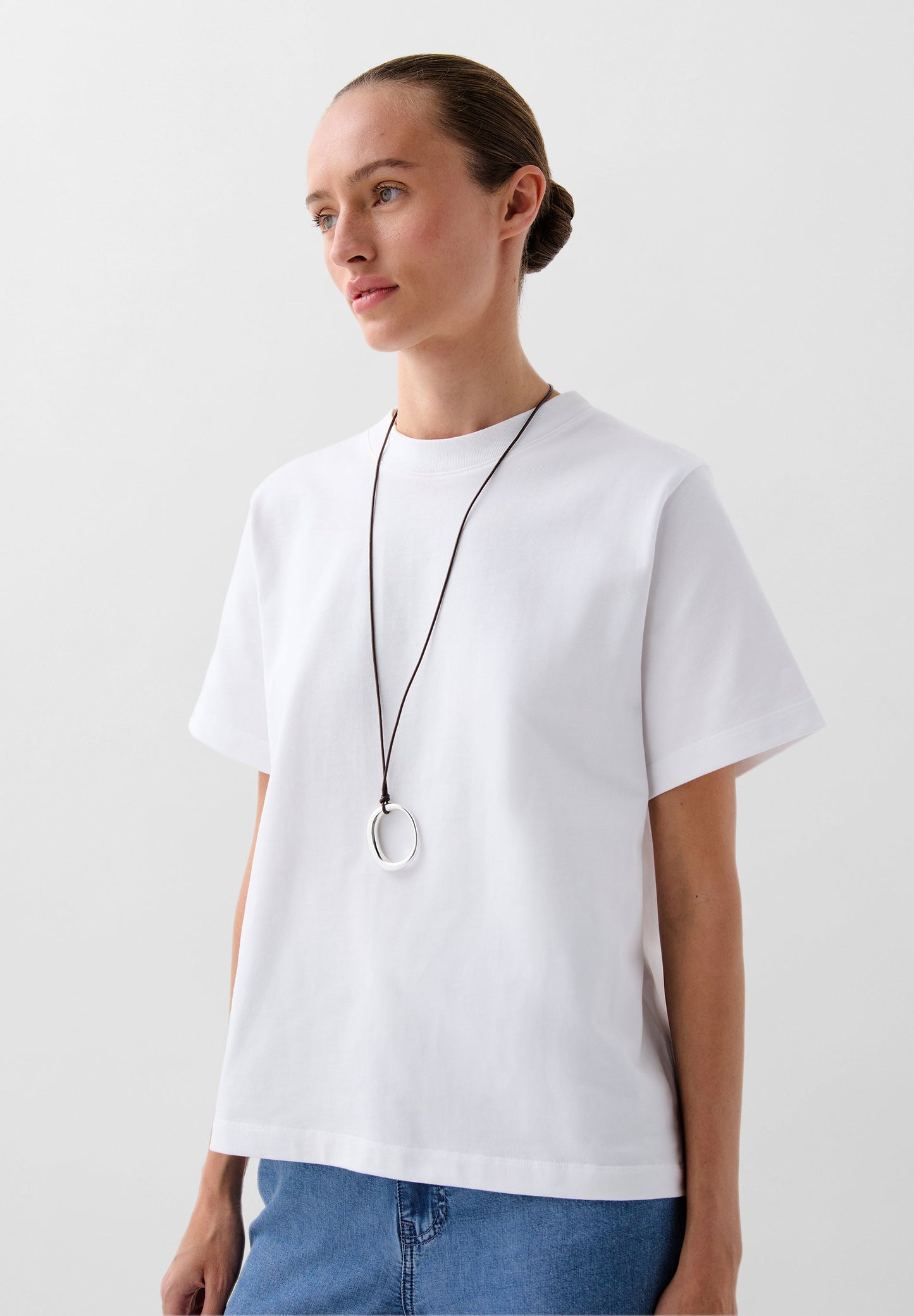 REGULAR FIT BASIC T-SHIRT