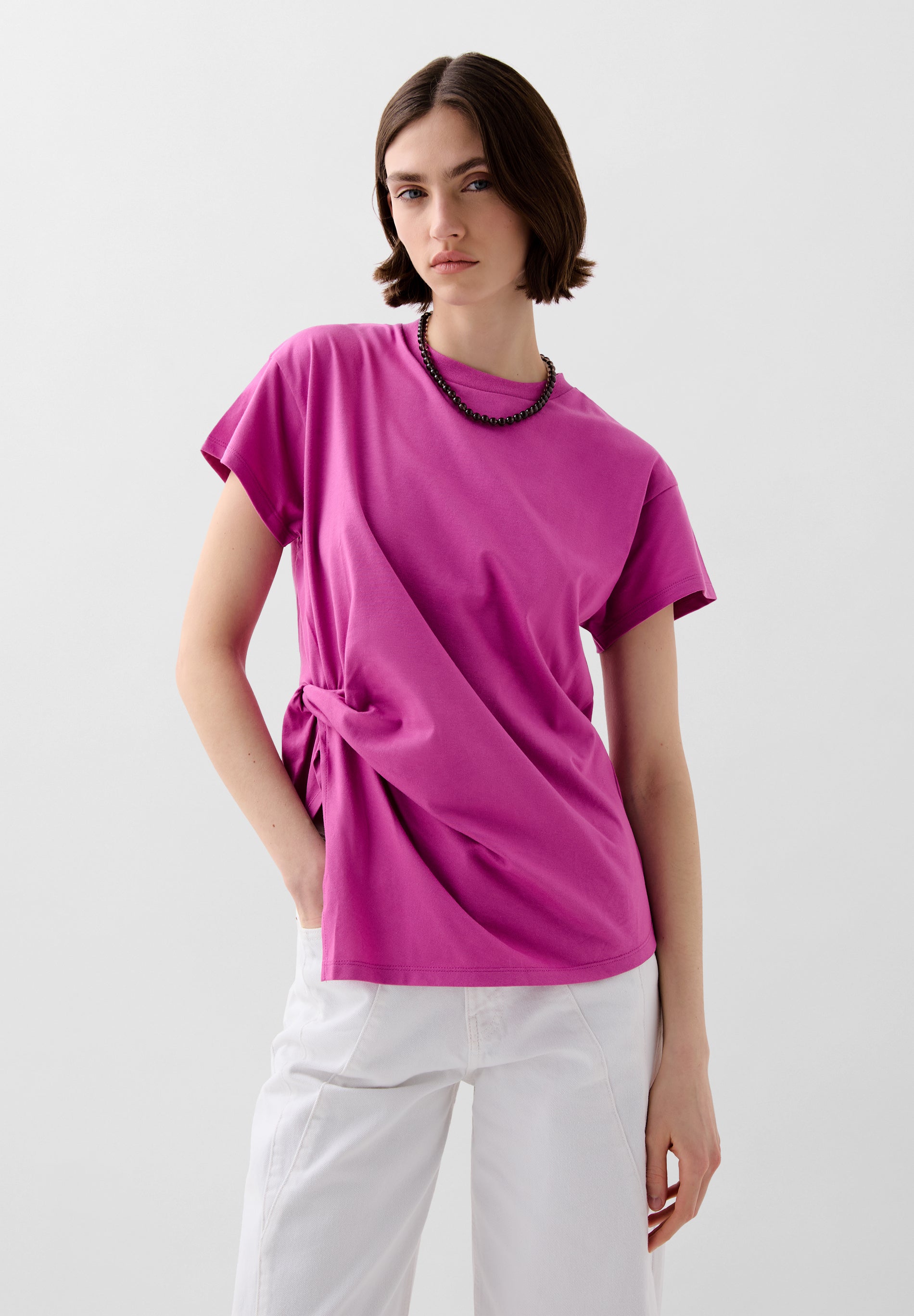 SIDE KNOT T-SHIRT