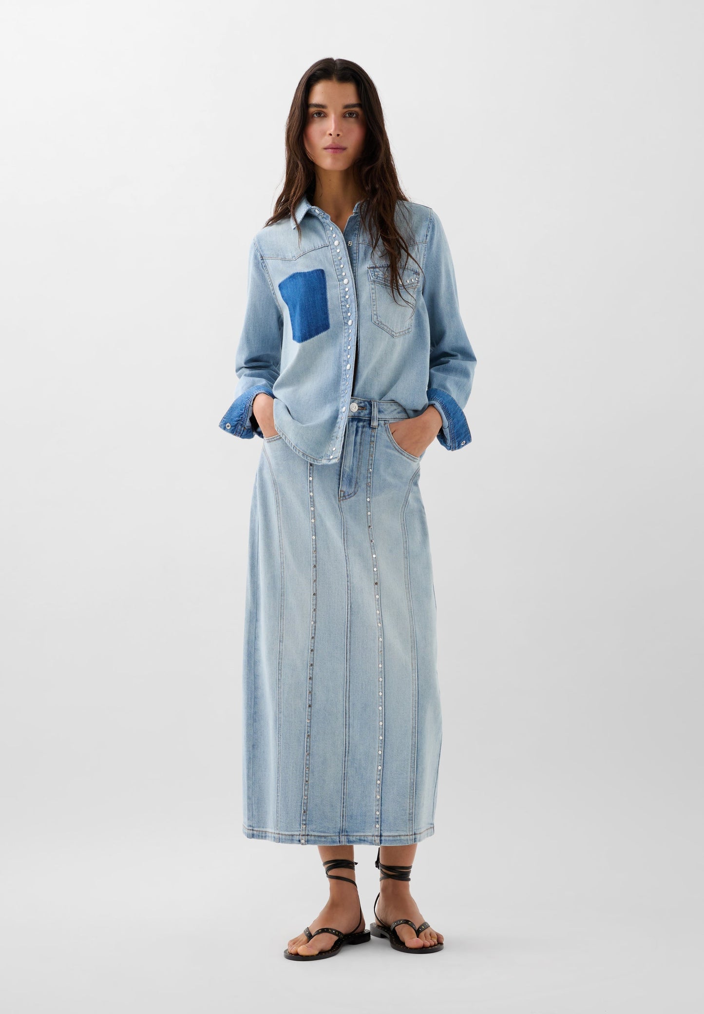 DENIM SHIRT WITH CONTRAST POCKET