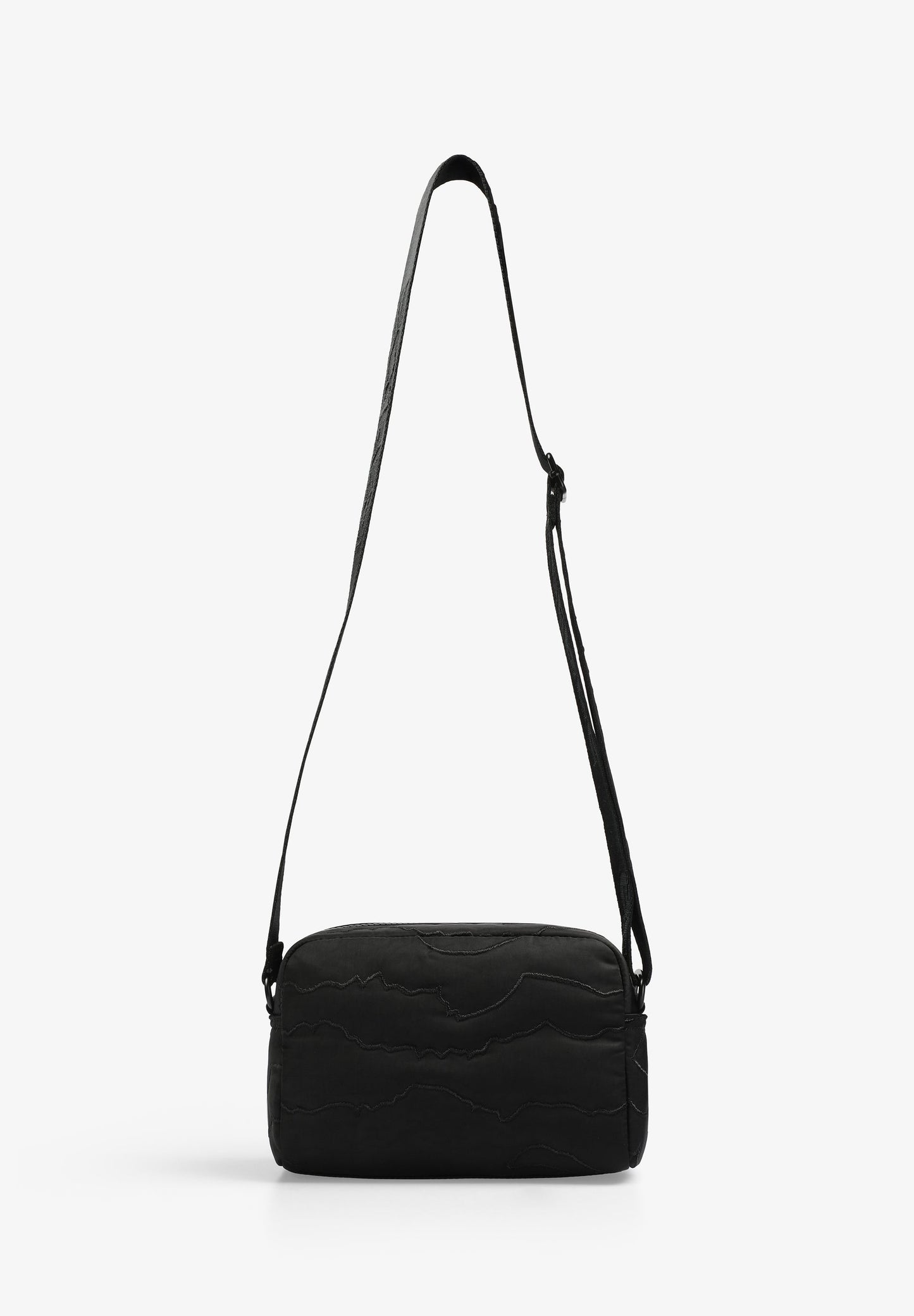 CROSSBODY BAG WITH RAISED SEAMS