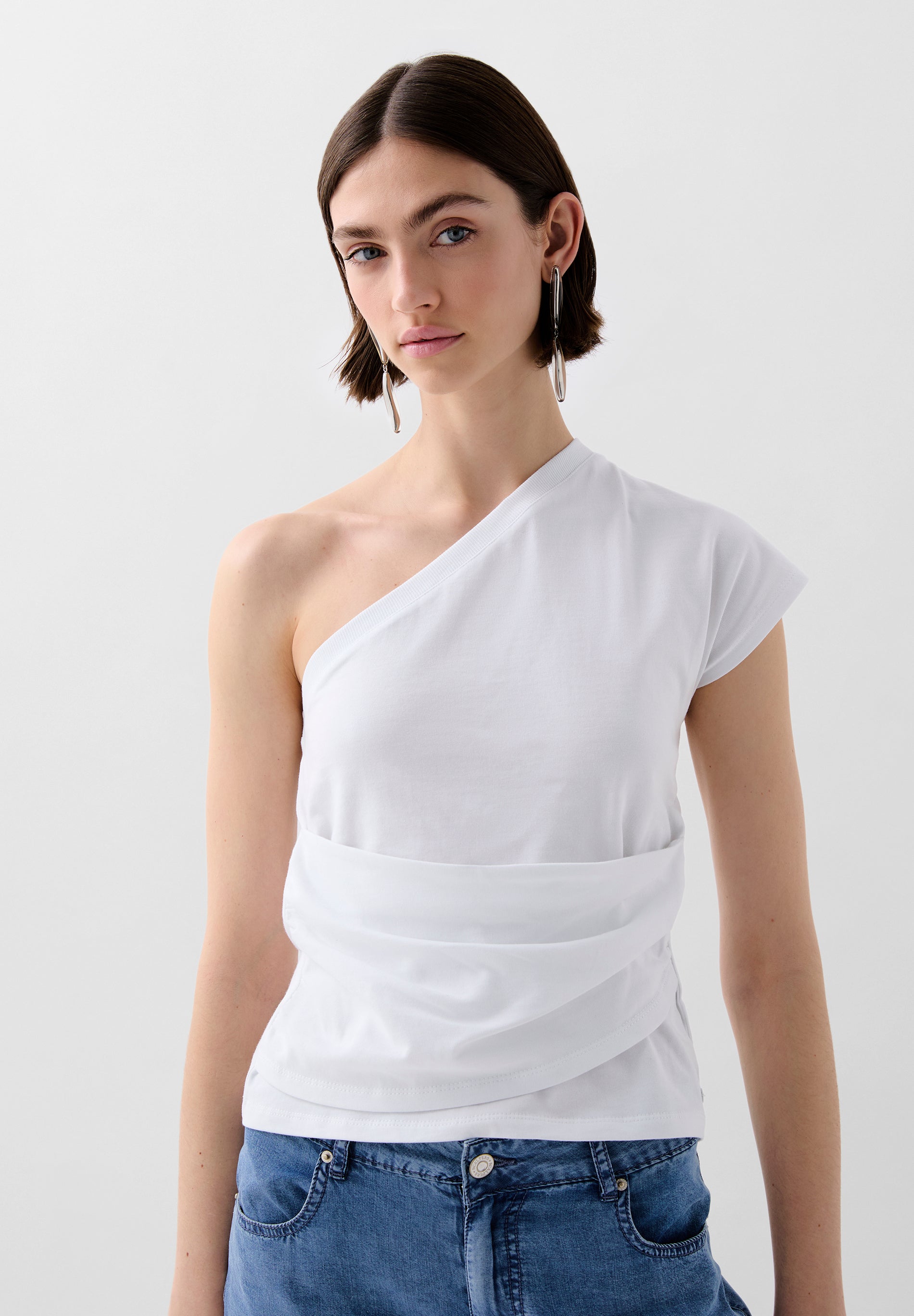 DRAPED ASYMMETRIC TOP