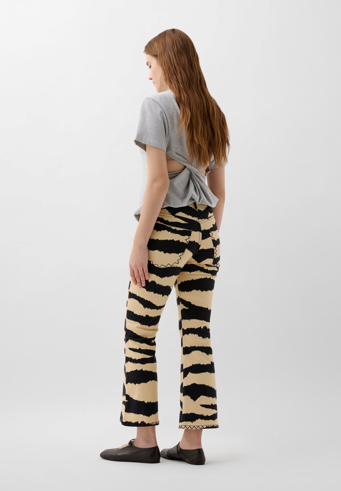 ANKLE FLARE ZEBRA PRINT JEANS