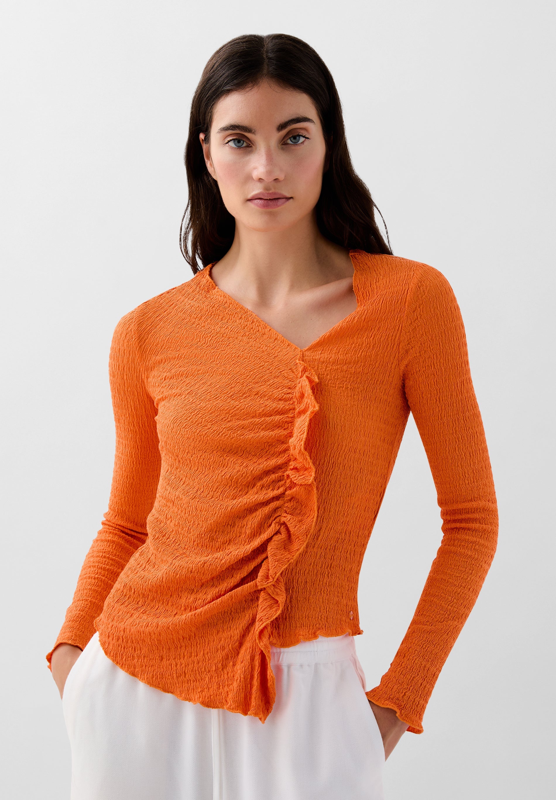 ASYMMETRIC NECKLINE TOP