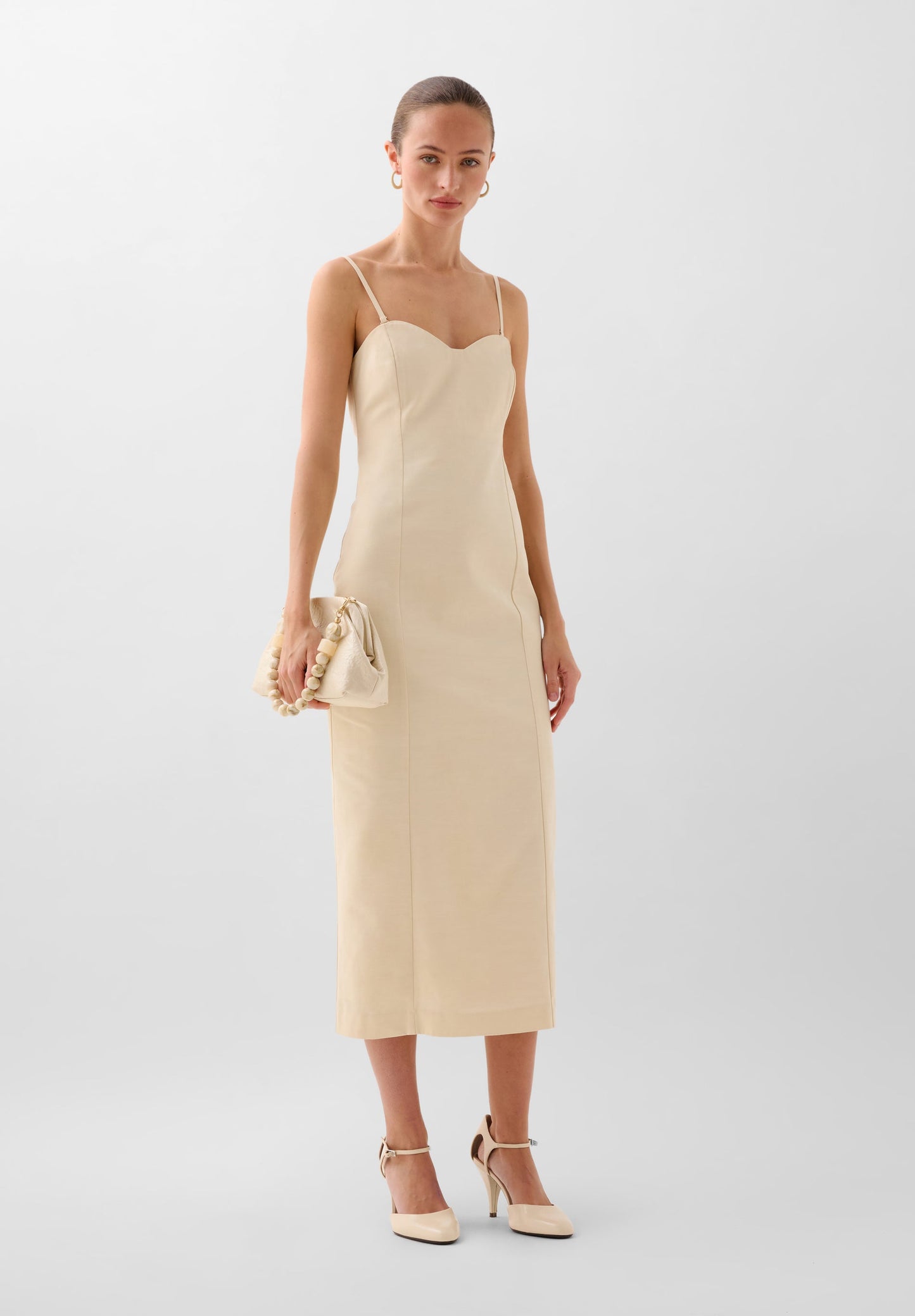 DRESS WITH DARTS AND SLIT