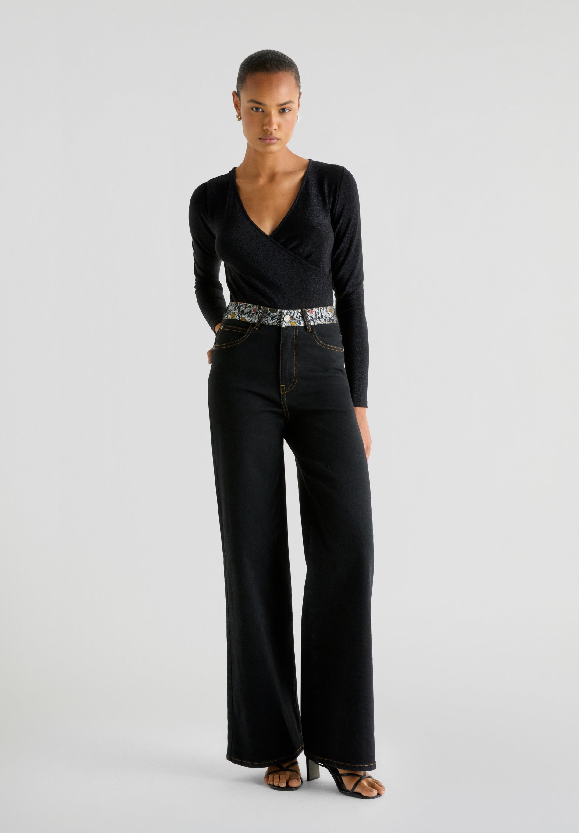 FULL LENGTH FLARED JACQUARD JEANS