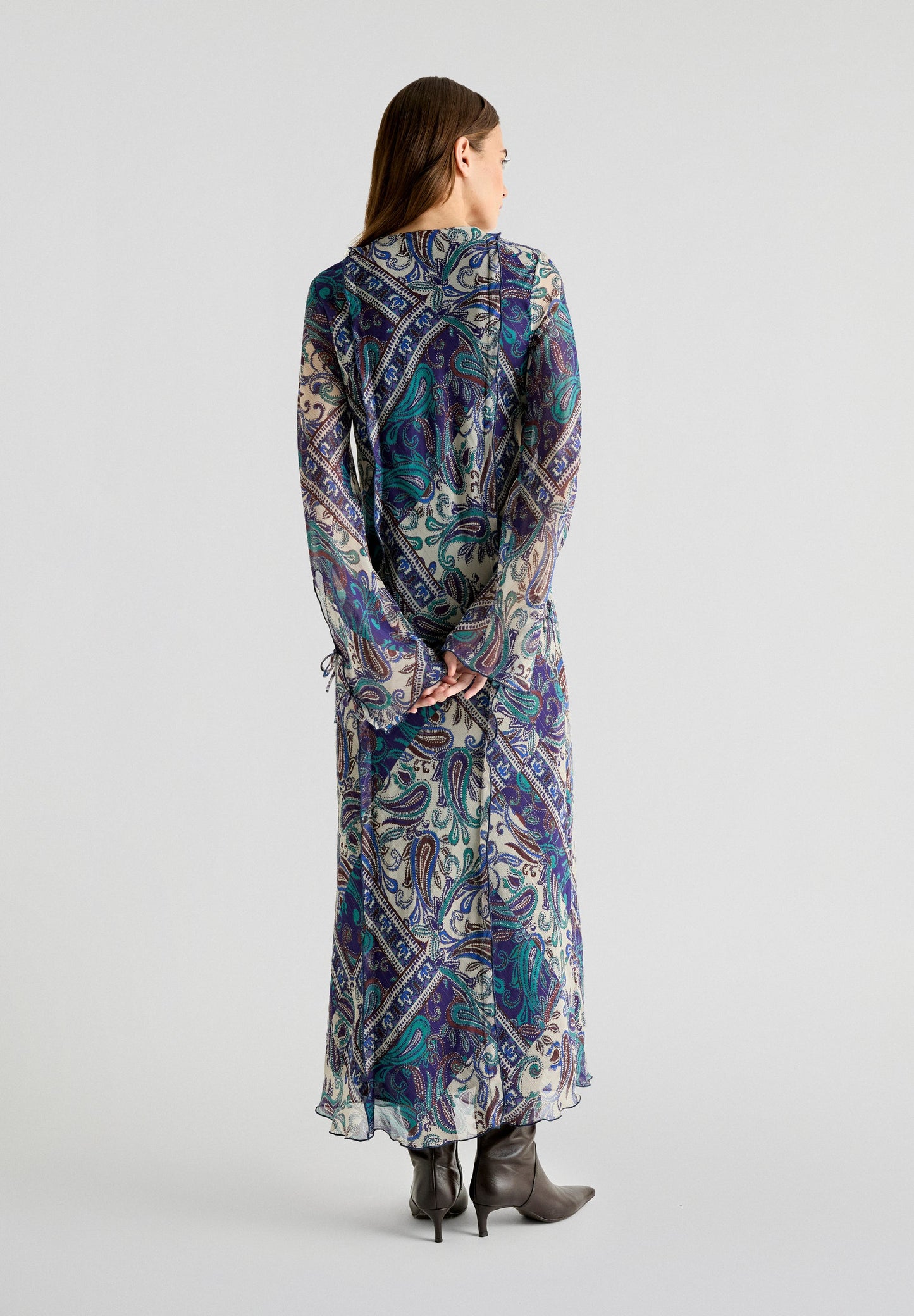 LONG FLOWING PAISLEY DRESS