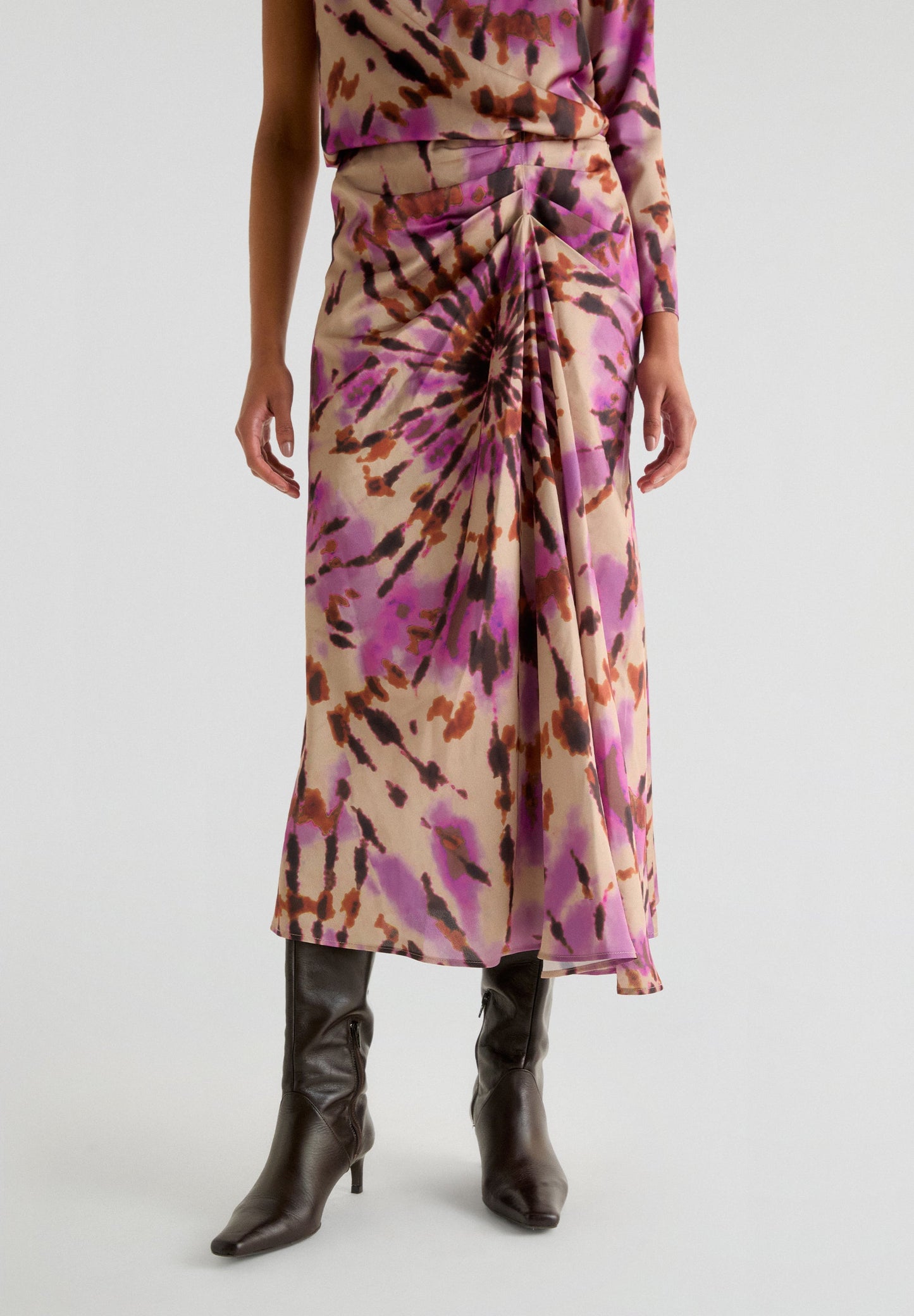 TIE-DYE MIDI SKIRT