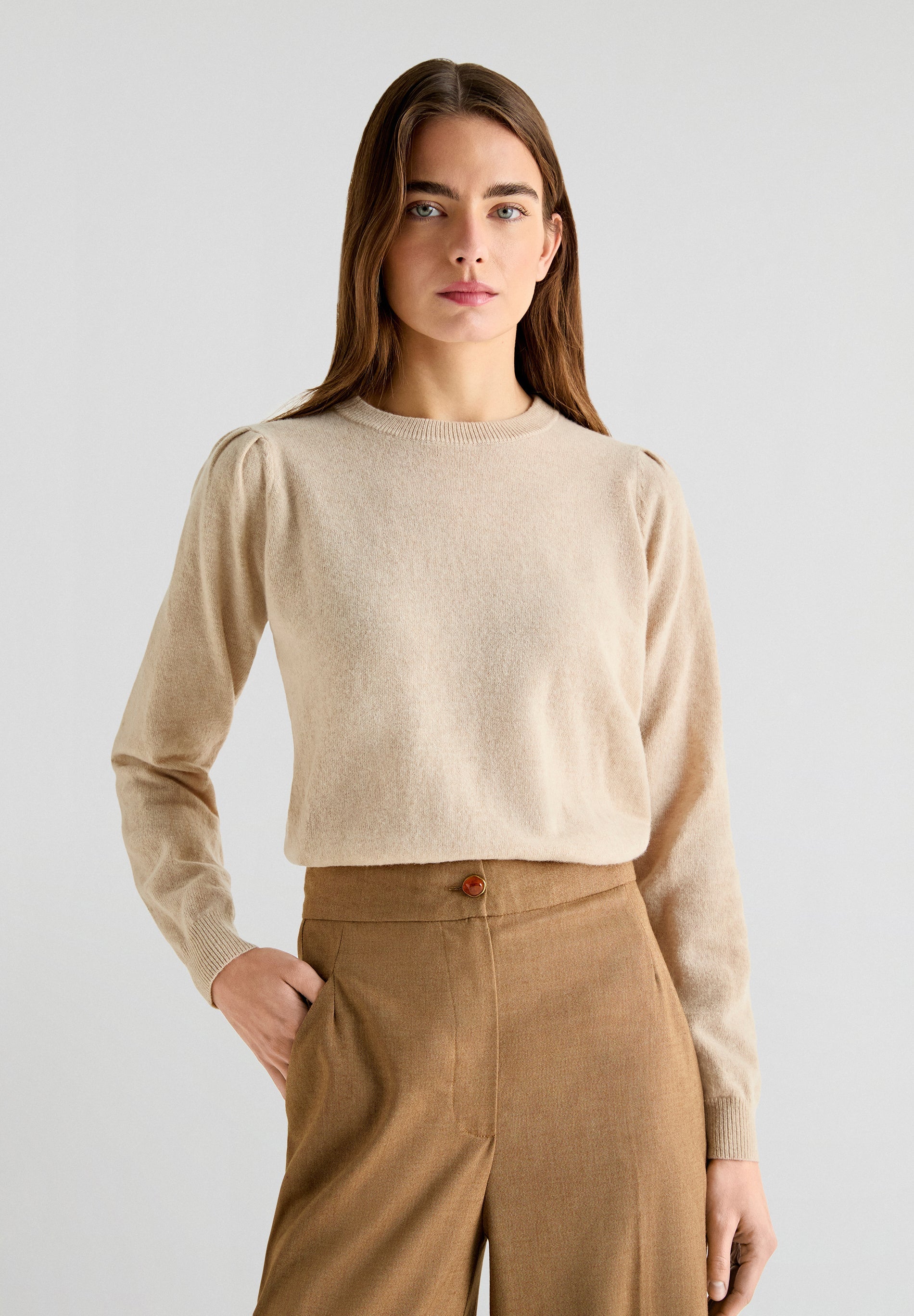 SWEATER WITH GATHERED SHOULDER