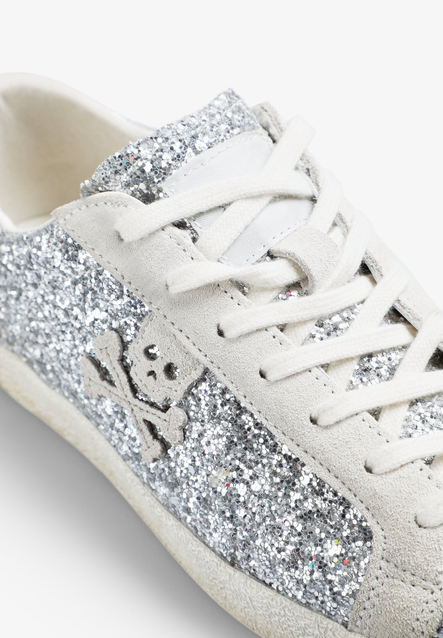 SKULL LOW TOP SNEAKERS