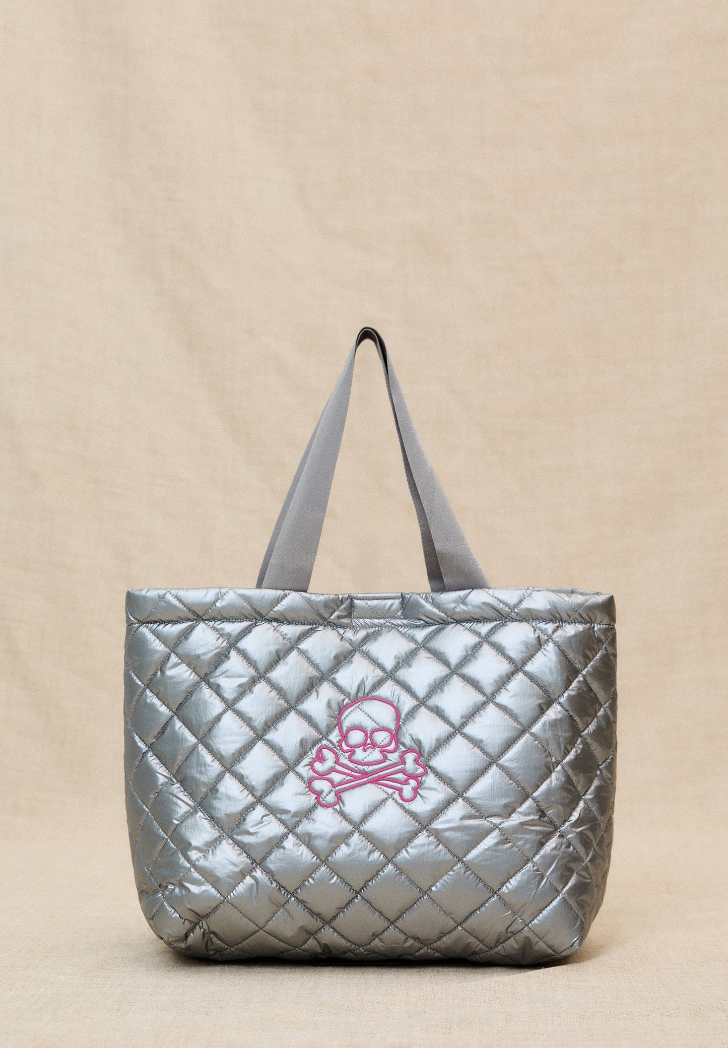 QUILTED METALLIC TOTE BAG