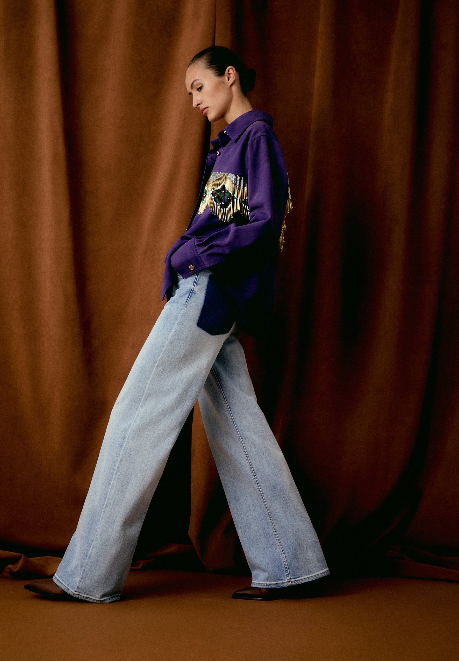 DENIM TROUSERS WITH RHINESTONE DETAIL