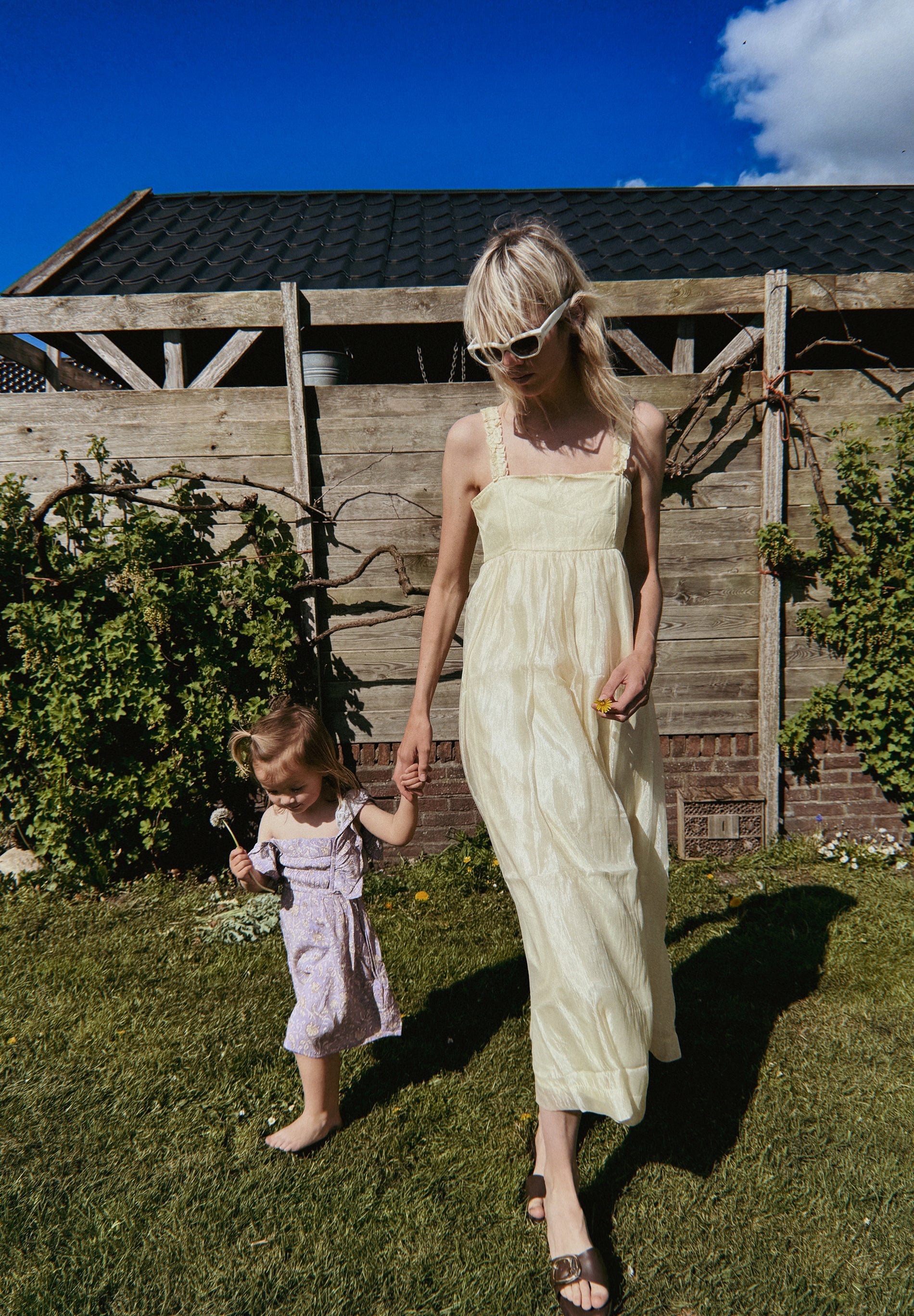 SCCUTE GATHER DRESS