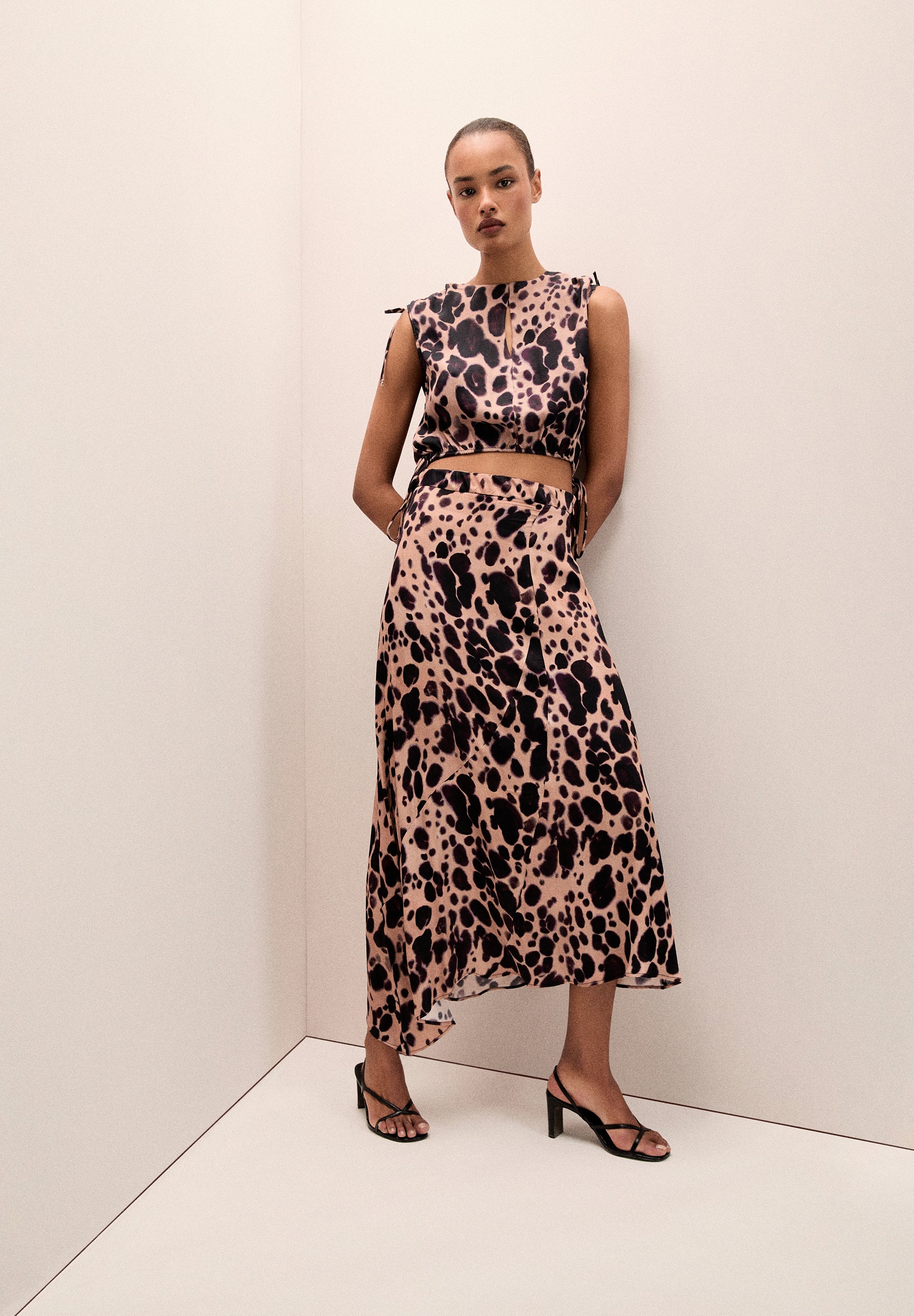 ANIMAL PRINT MIDI SKIRT