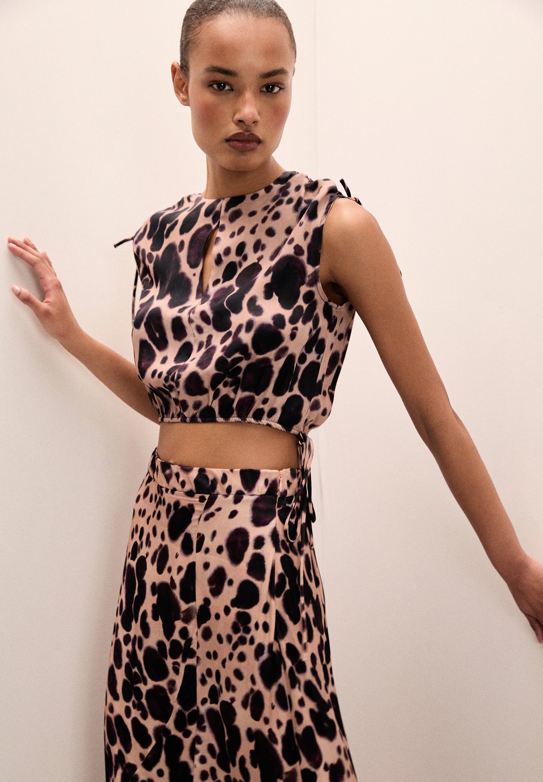 ANIMAL PRINT FLUID TOP
