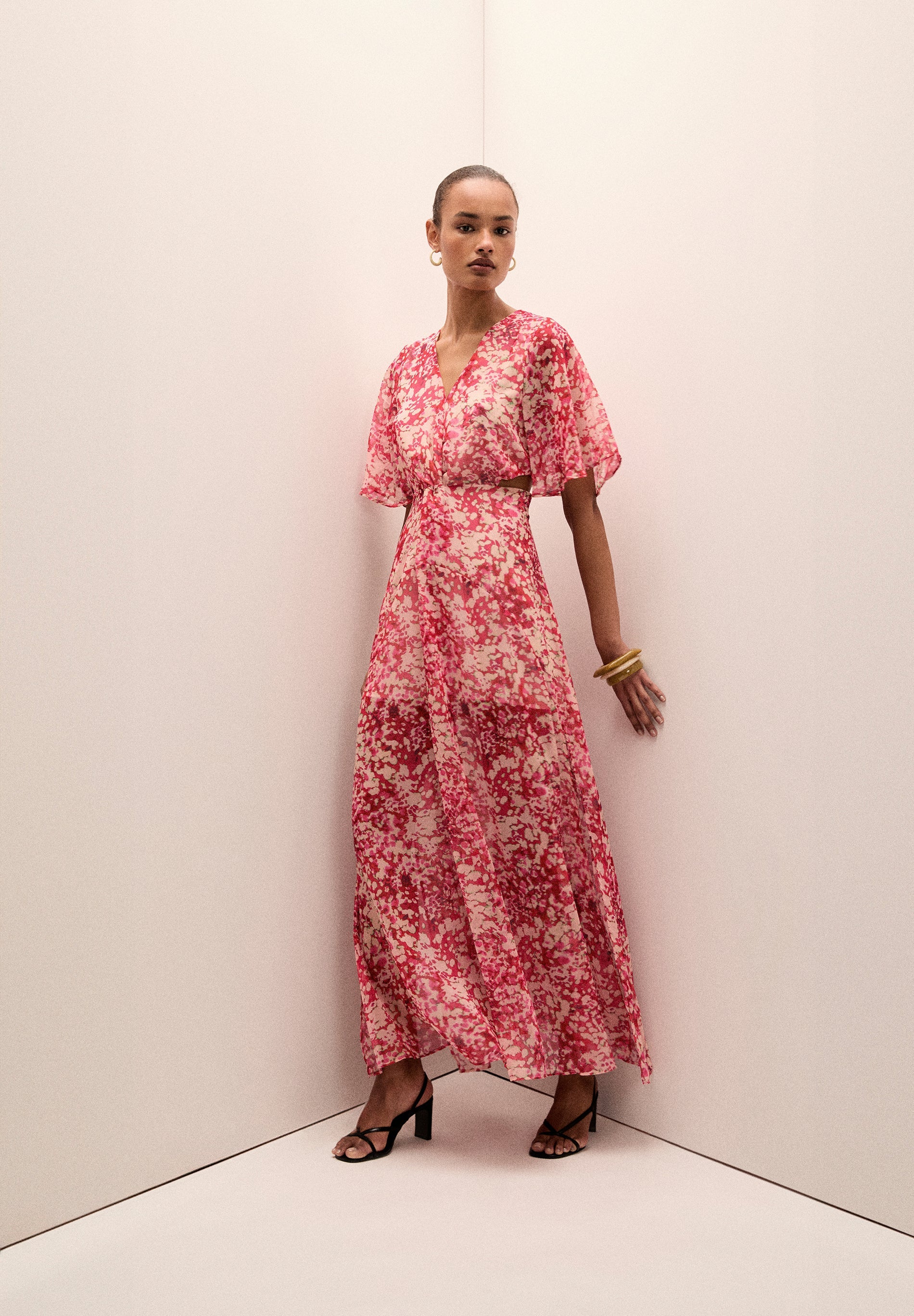 FLOWING PRINTED DRESS
