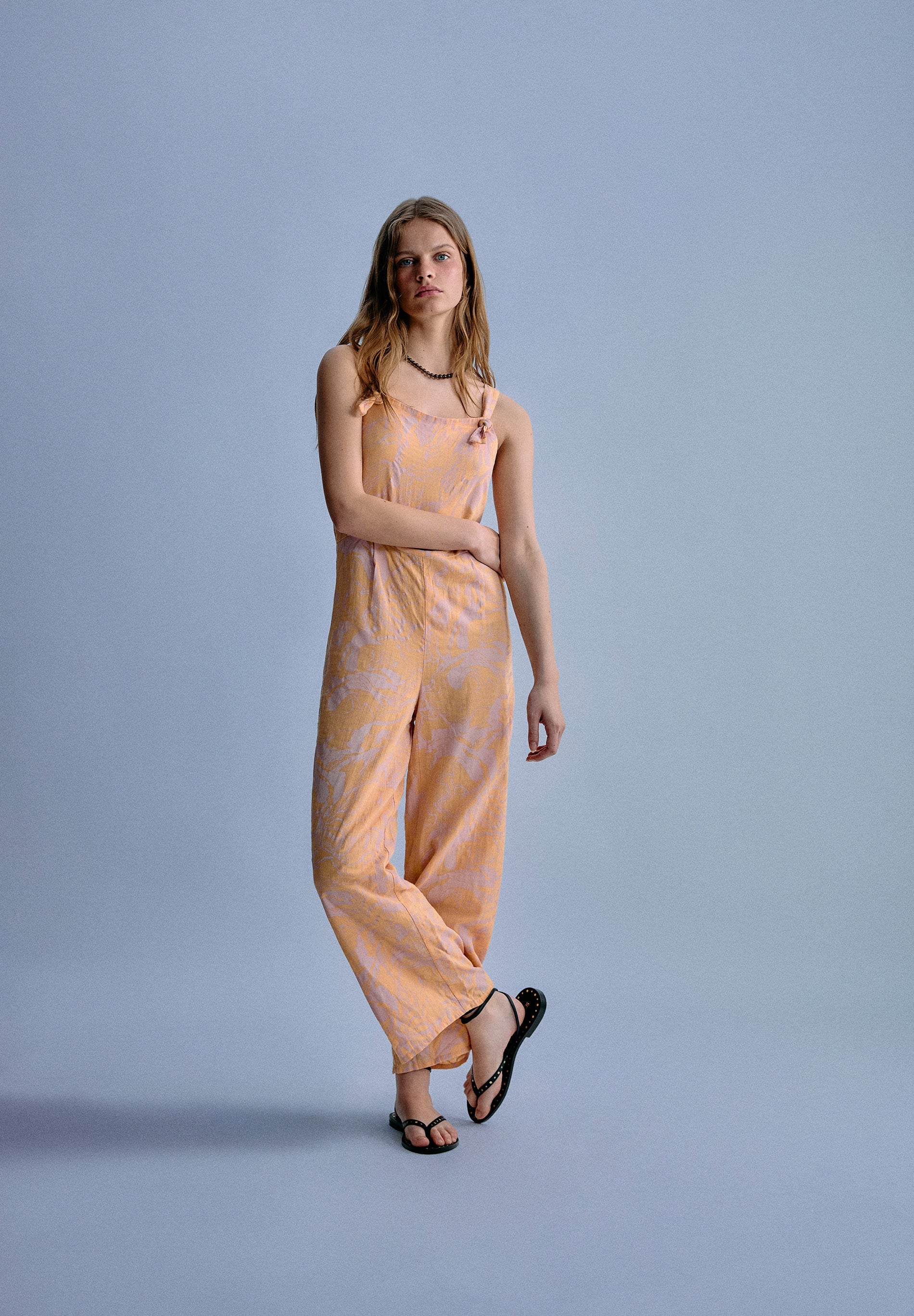 PRINTED JUMPSUIT WITH DARTS