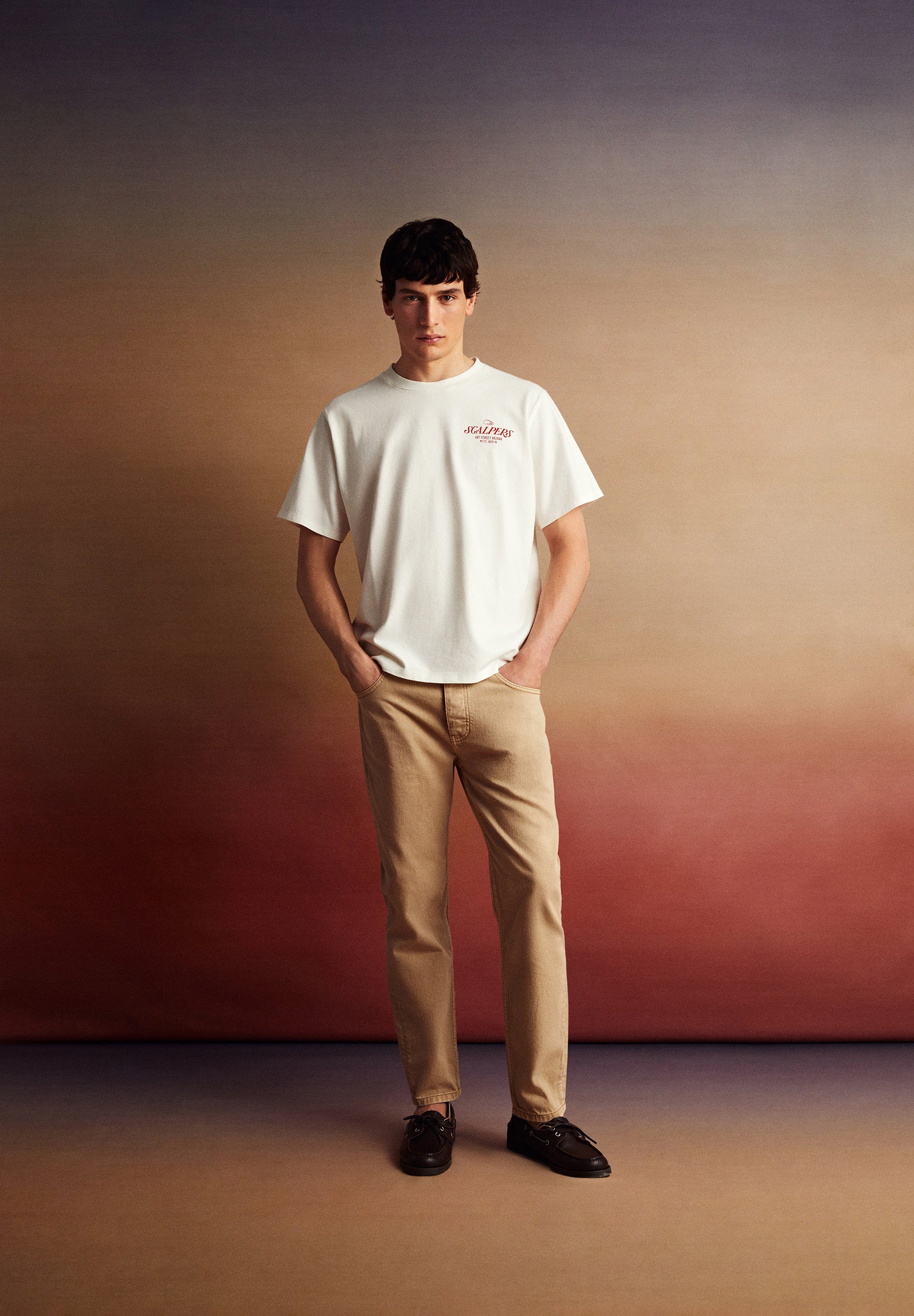 BAZAAR PRINT T-SHIRT